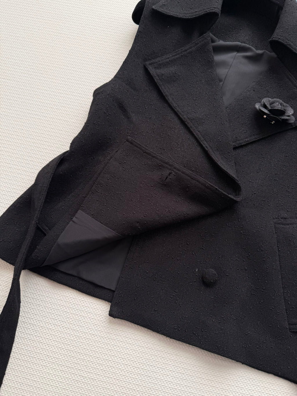 CHANEL 26S SLEEVELESS BLAZER 706