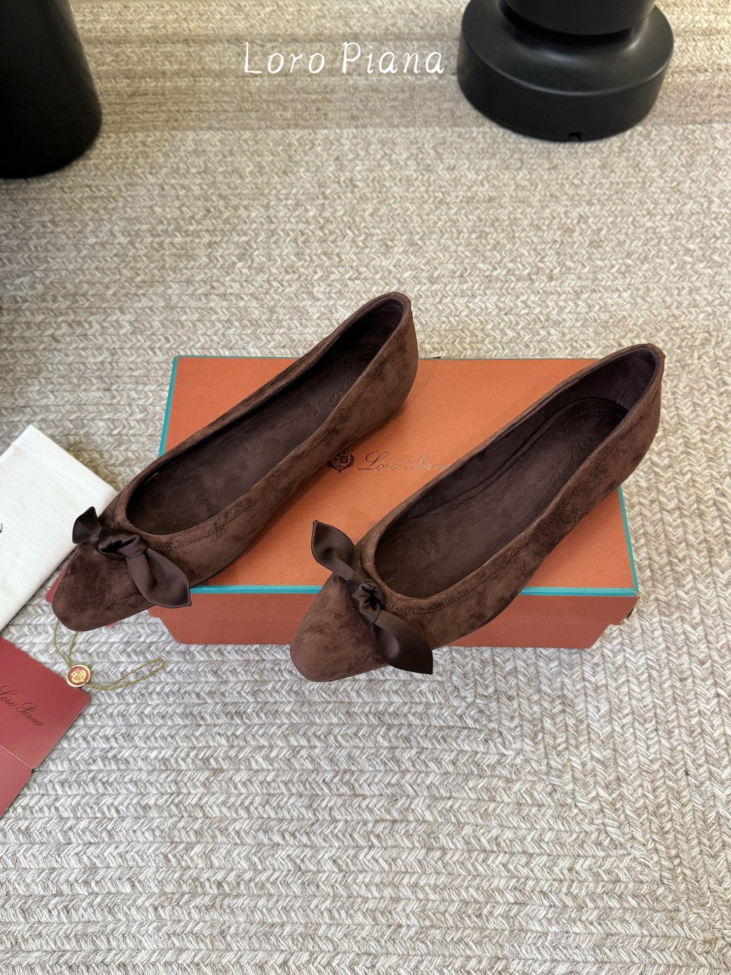 LP 26S BALLET FLATS IN DARK BROWN SUEDE WITH SATIN BOW