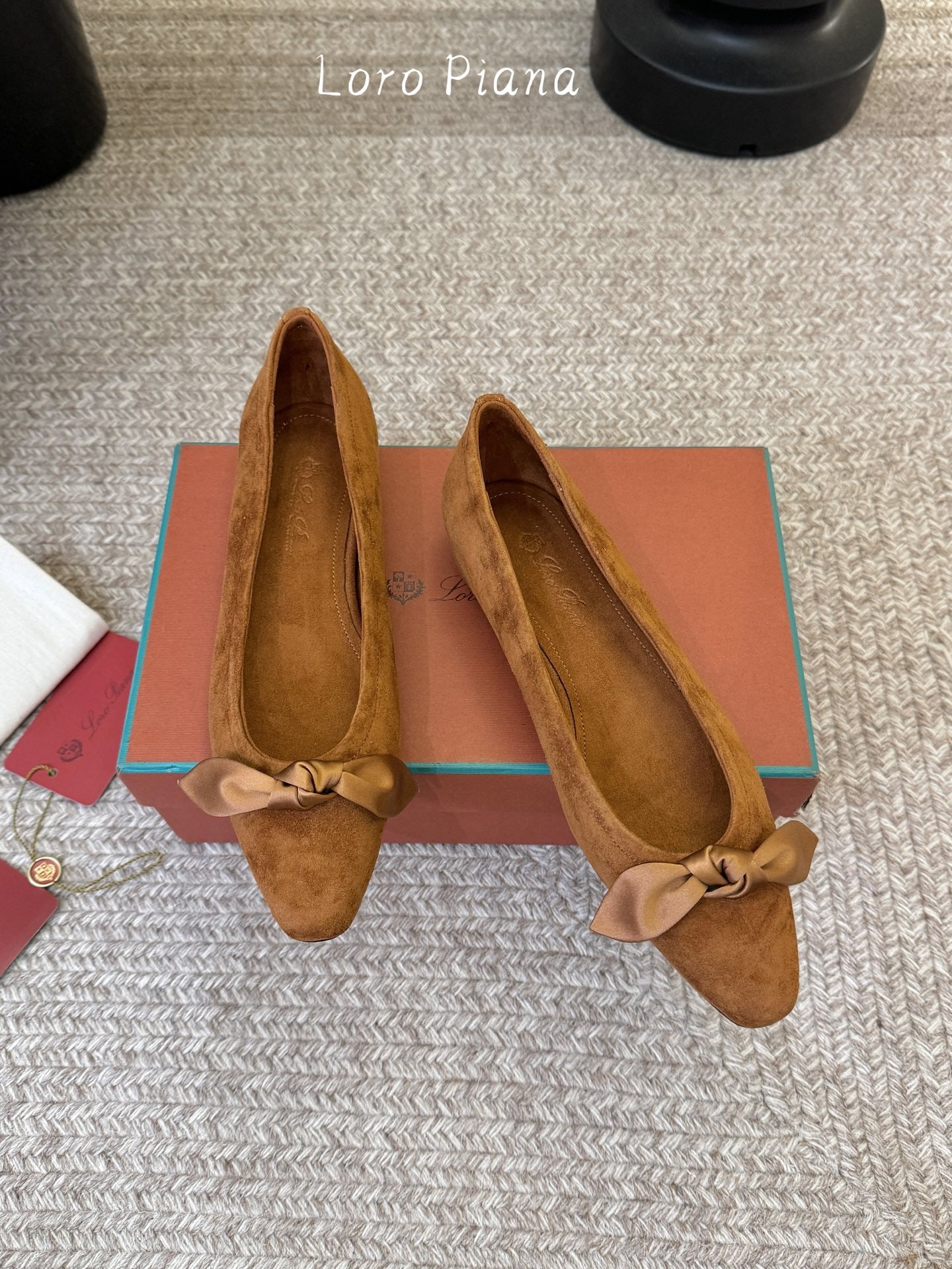 LP 26S BALLET FLATS IN CAMEL BROWN SUEDE WITH SATIN BOW