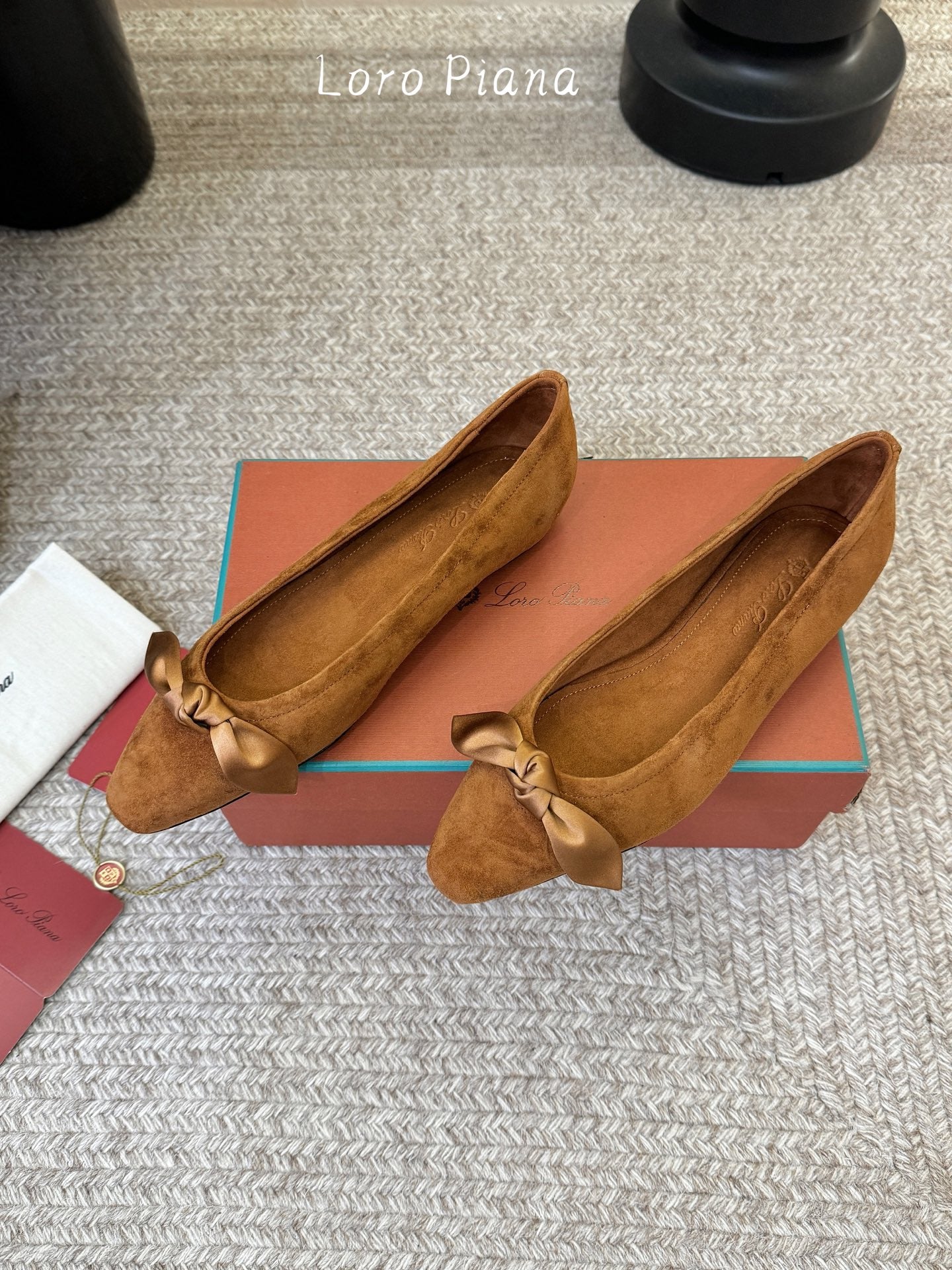 LP 26S BALLET FLATS IN CAMEL BROWN SUEDE WITH SATIN BOW