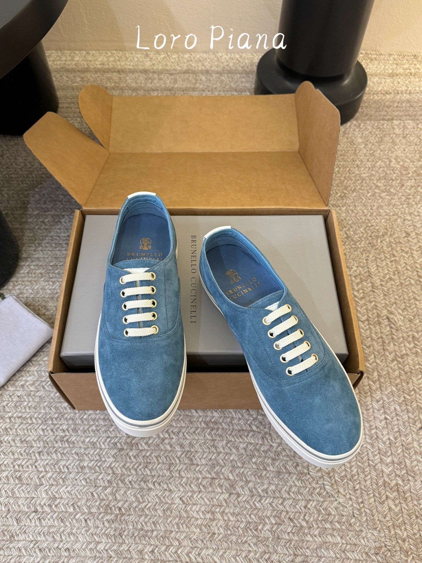 LP 26S LACE-UP SNEAKERS IN BLUE SUEDE