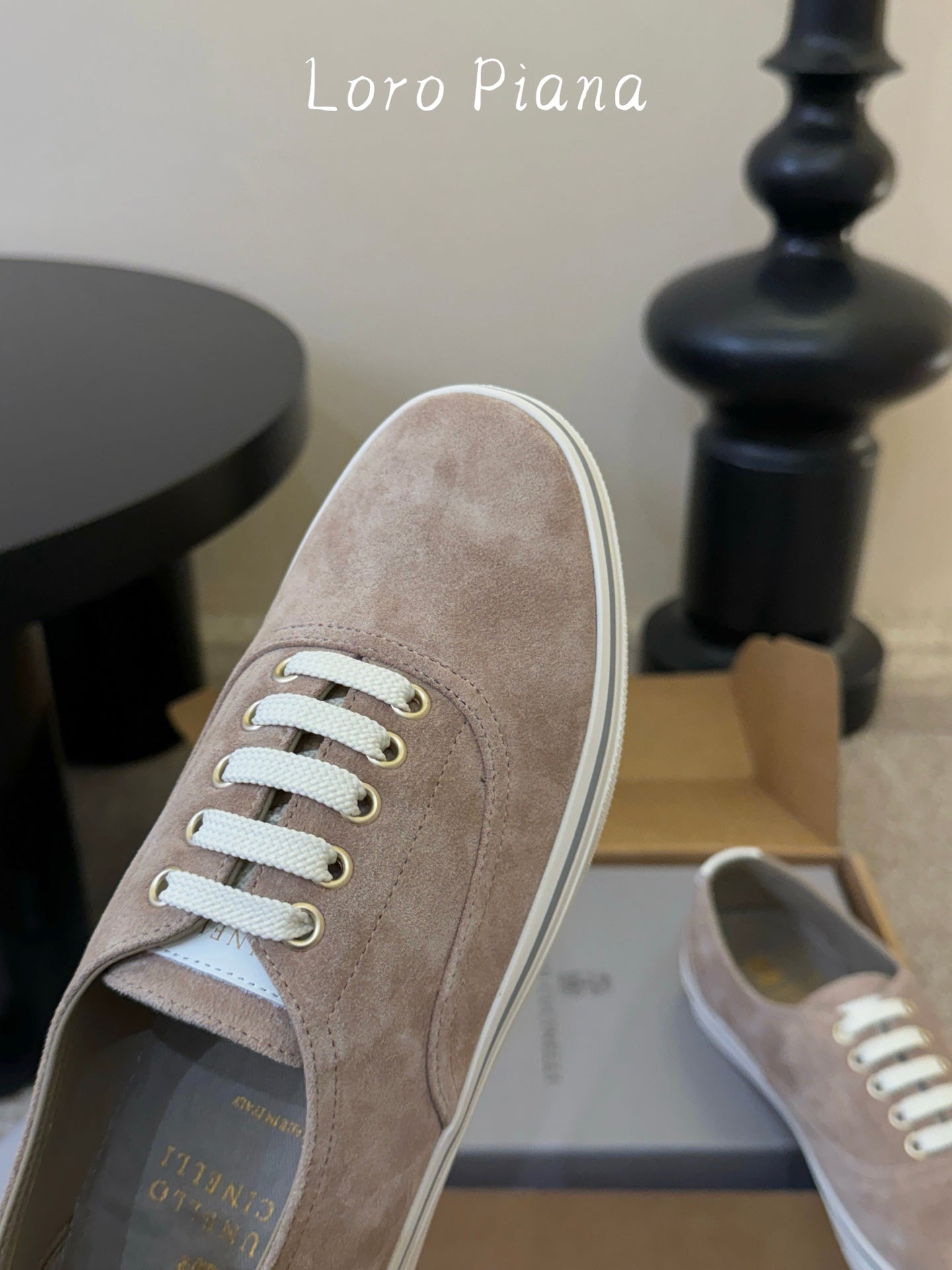 LP 26S LACE-UP SNEAKERS IN LIGHT BROWN SUEDE