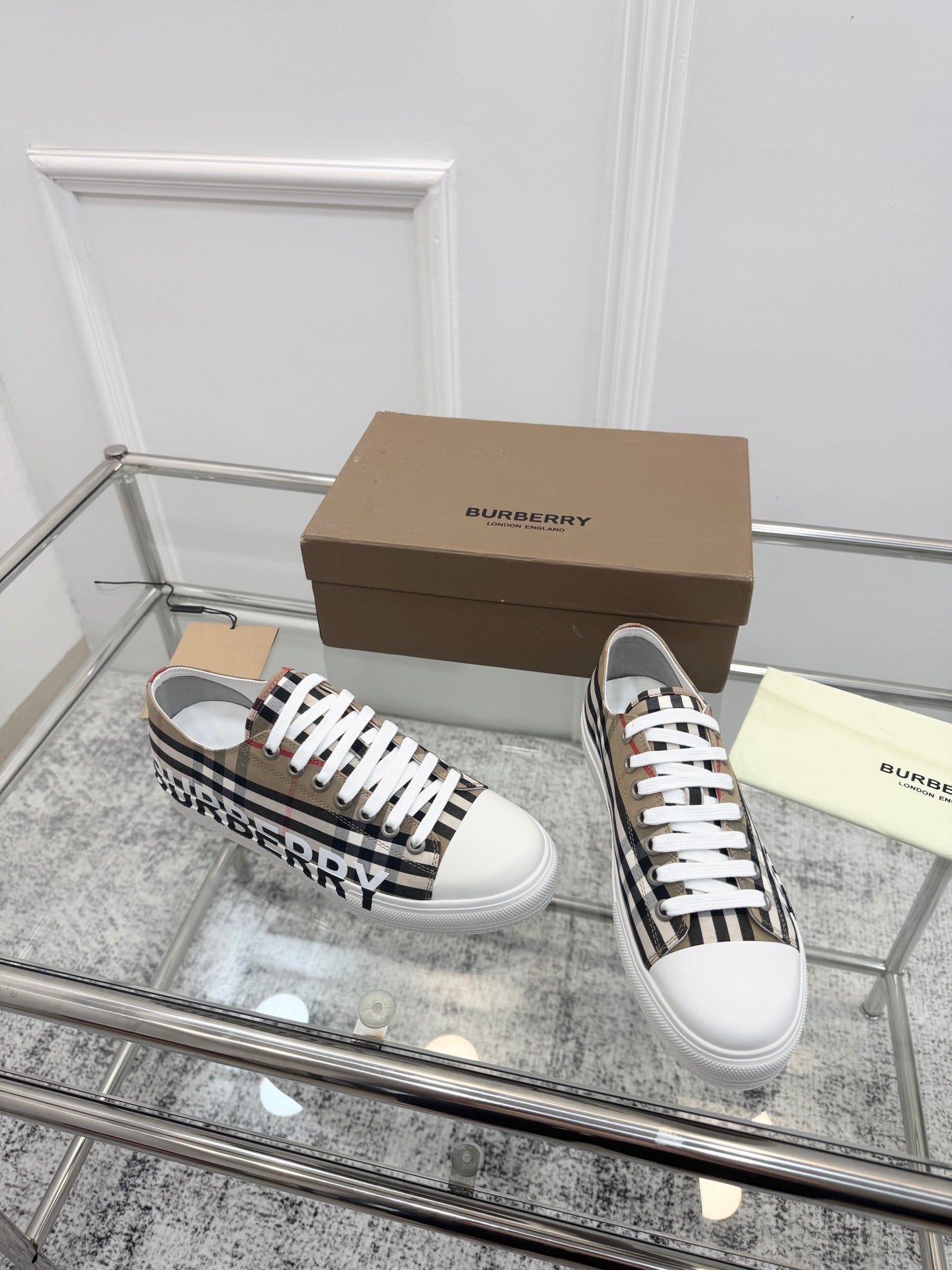 BURBERRY 26S LOGO CHECK LOW TOP SNEAKERS IN ARCHIVE BEIGE CANVAS