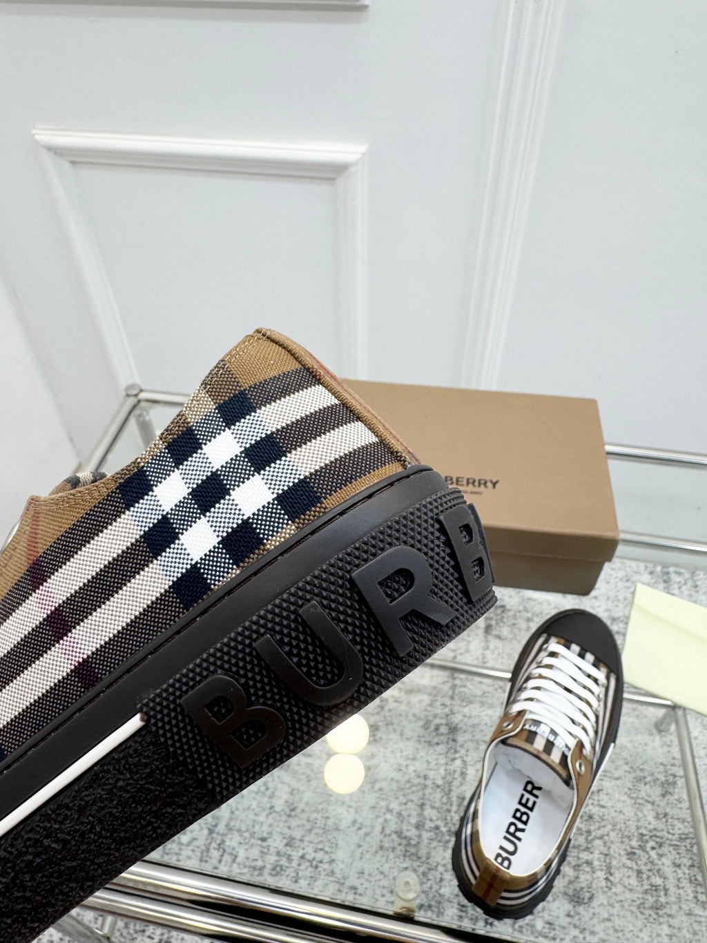 BURBERRY 26S VINTAGE CHECK LOW TOP SNEAKERS IN BLACK AND BROWN CANVAS