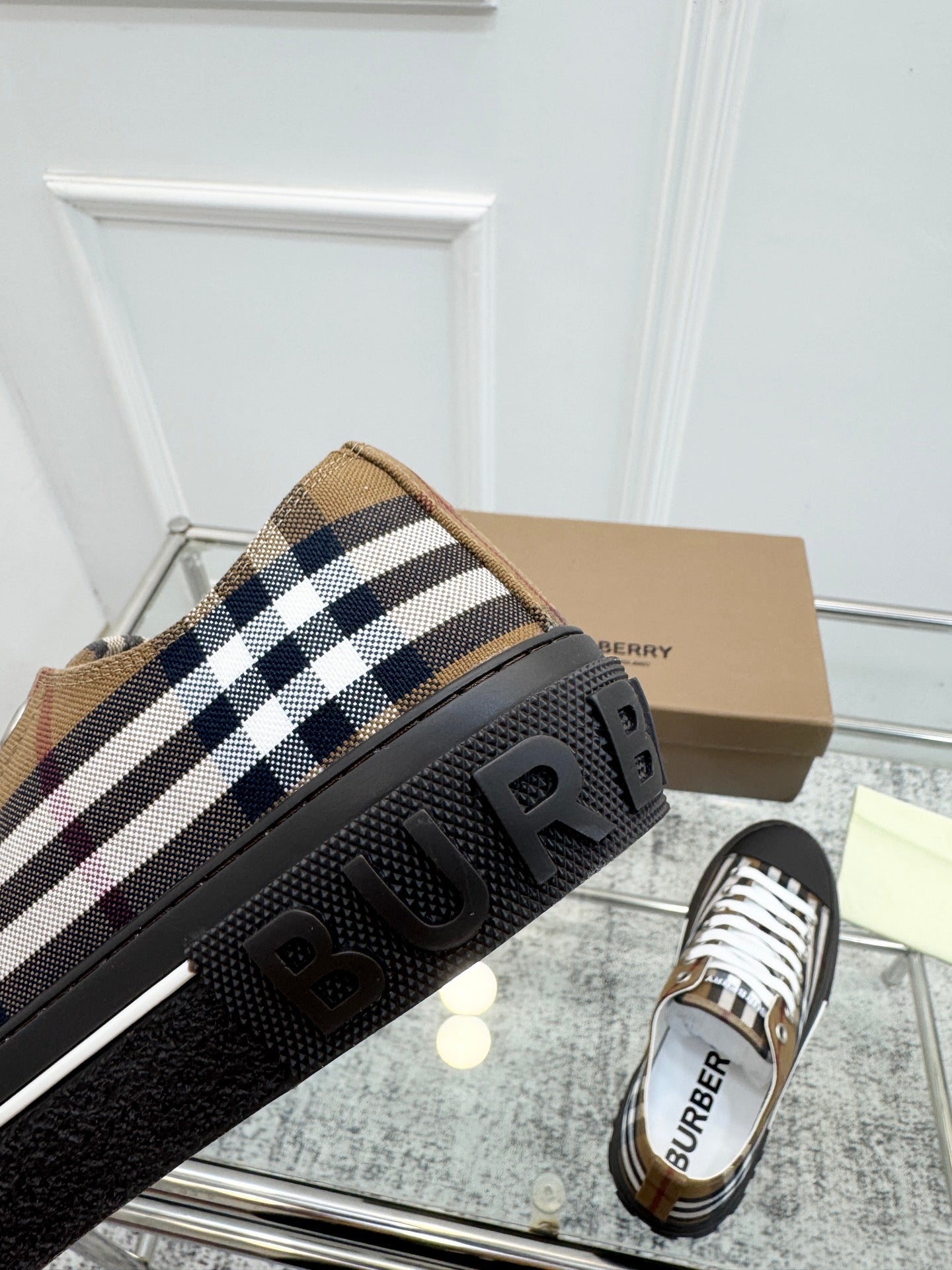 BURBERRY 26S VINTAGE CHECK LOW TOP SNEAKERS IN BLACK AND BROWN CANVAS