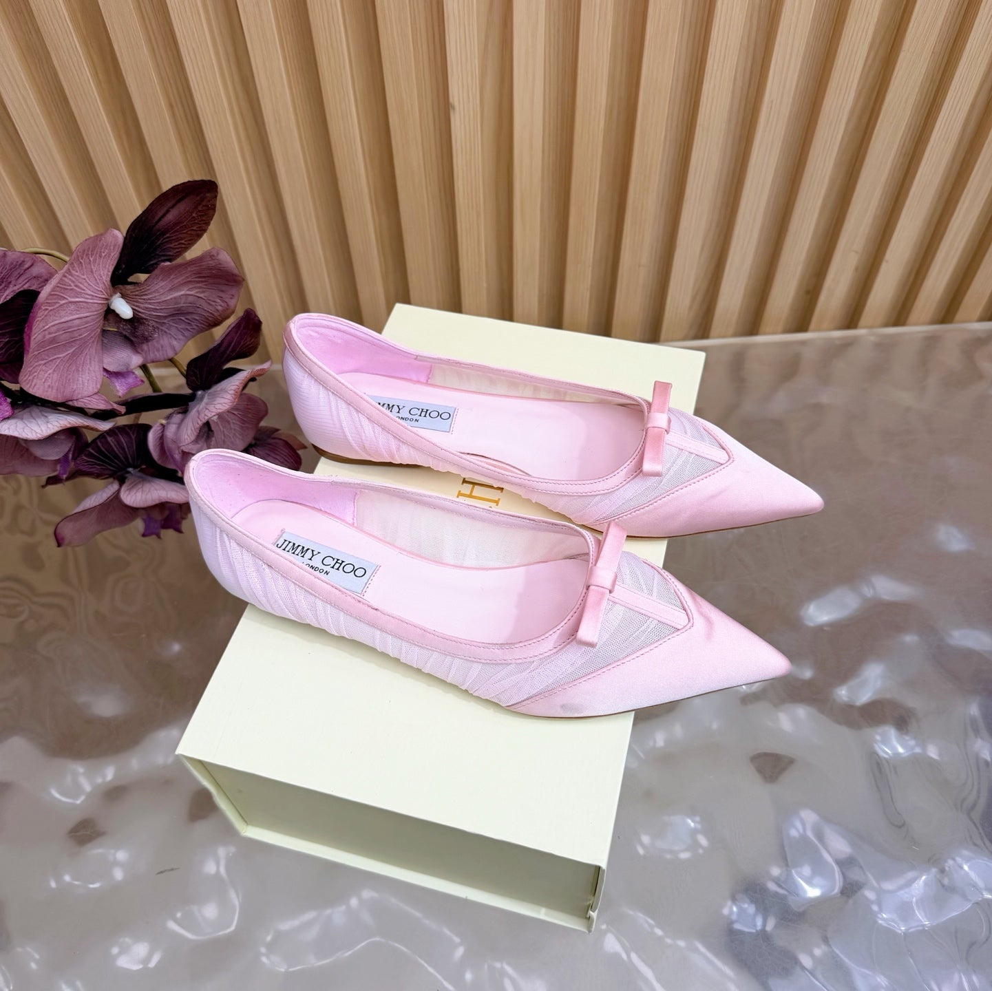 JIMMY CHOO 26S FLATS IN LIGHT PINK MESH AND SATIN