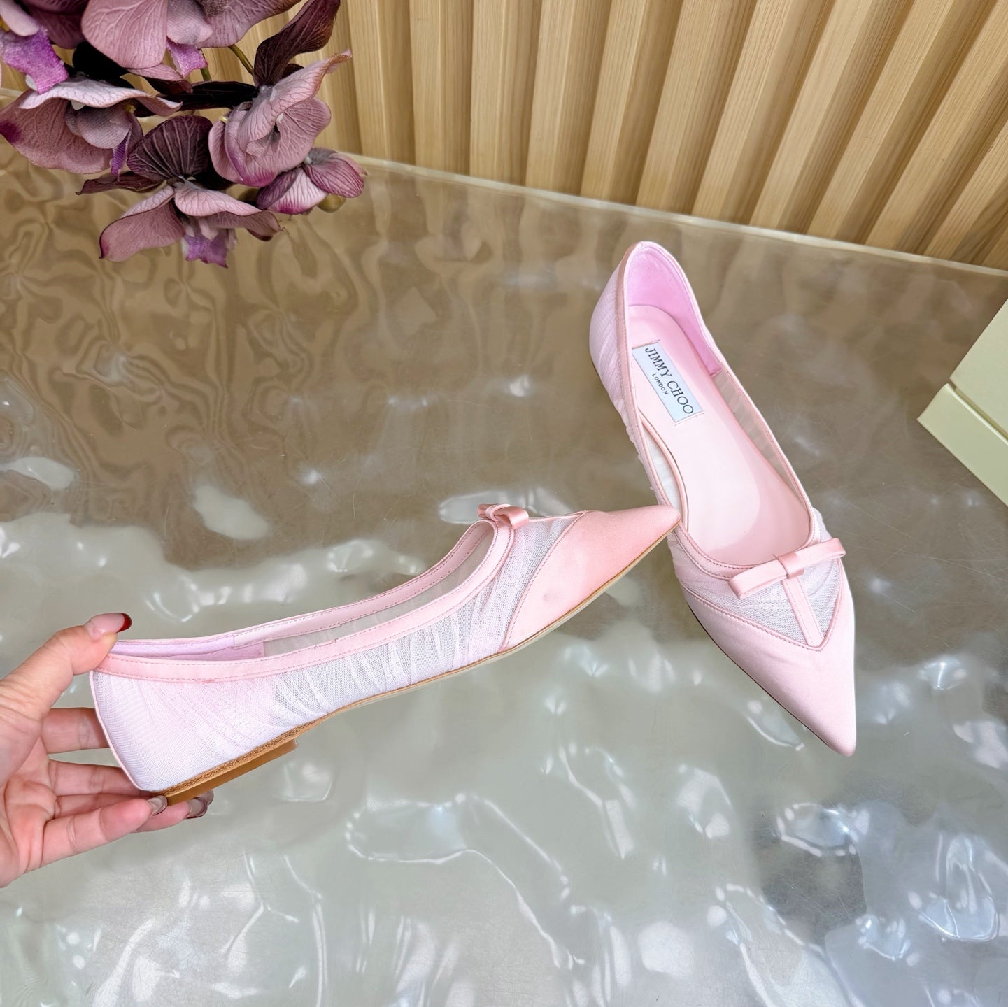 JIMMY CHOO 26S FLATS IN LIGHT PINK MESH AND SATIN