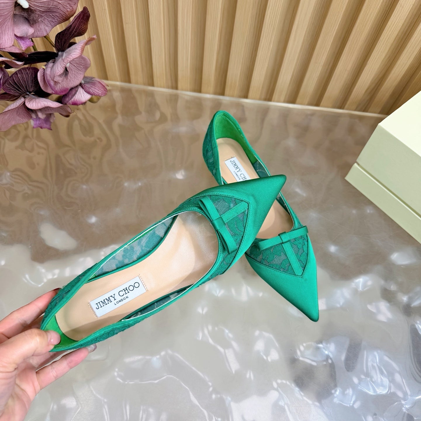 JIMMY CHOO 26S FLATS IN GREEN LACE AND SATIN