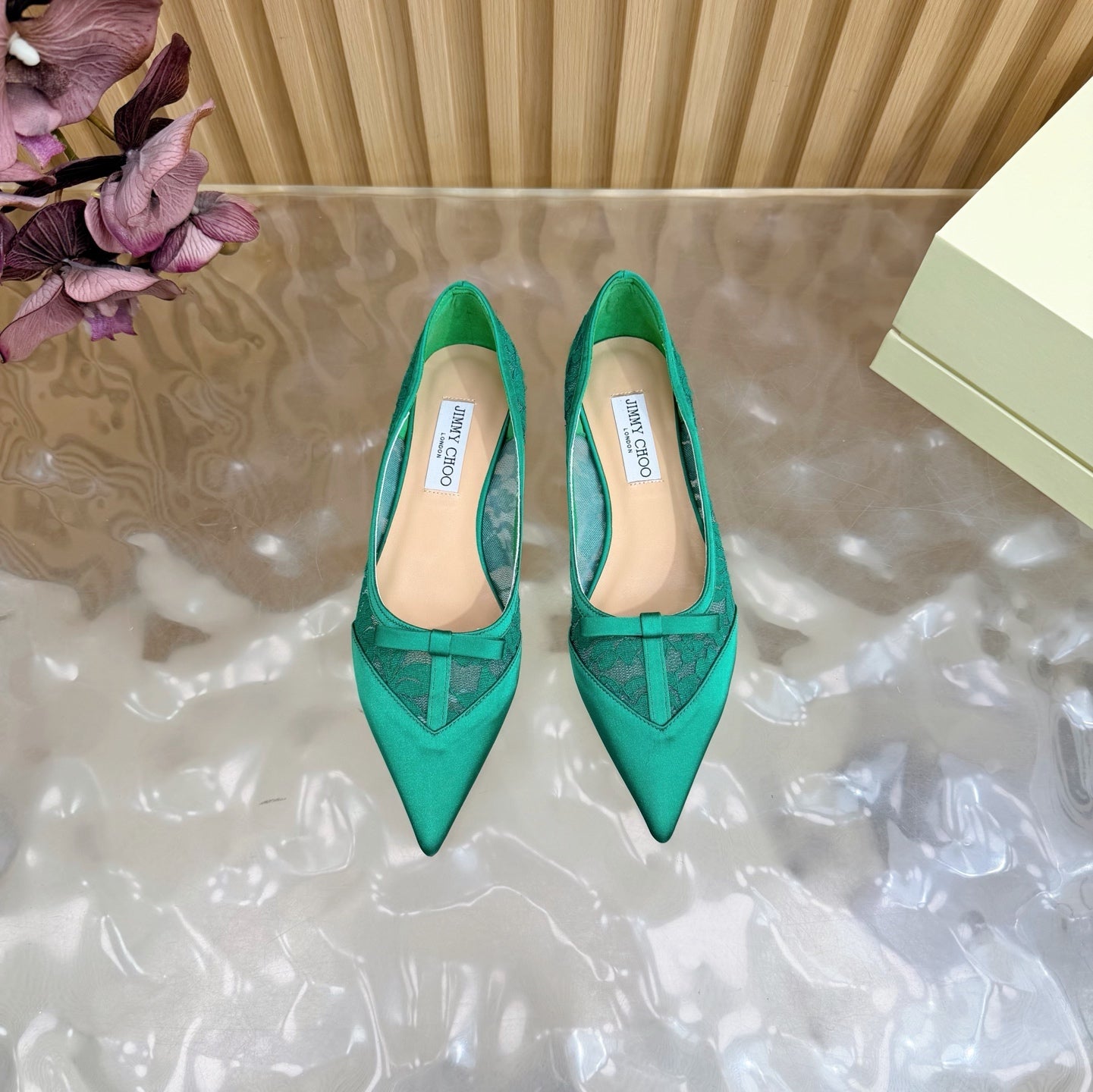 JIMMY CHOO 26S FLATS IN GREEN LACE AND SATIN