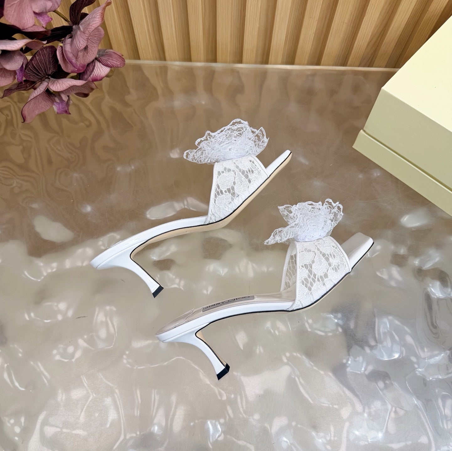 JIMMY CHOO 26S HIGH-HEELED SANDALS 65 MM IN WHITE LACE FLOWER