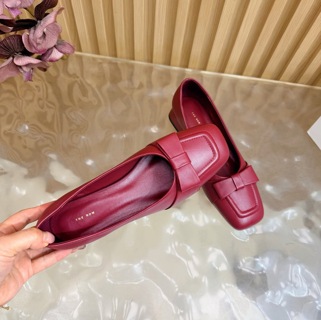 THE ROW 26S SQUARE TOE PUMPS IN DARK RED CALFSKIN WITH BOW
