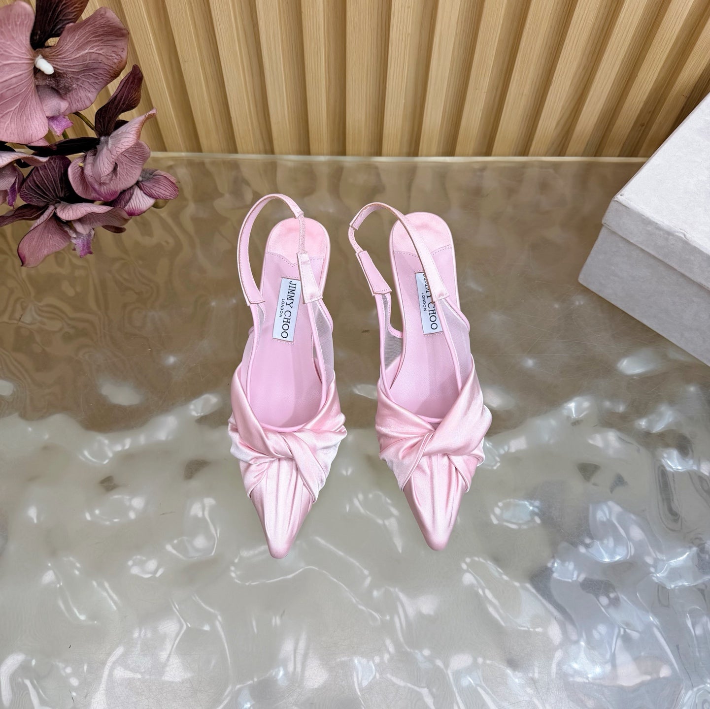 JIMMY CHOO 26S SLINGBACK HEELS 60 MM IN LIGHT PINK SATIN WITH KNOT DETAIL