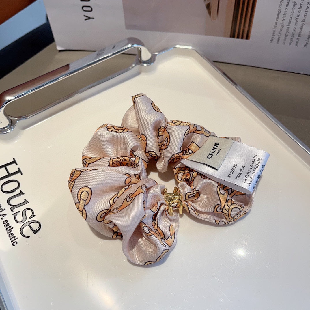 WHITE MIX LIGHT GOLD WRINKLED FABRIC SCRUNCHIE 417306