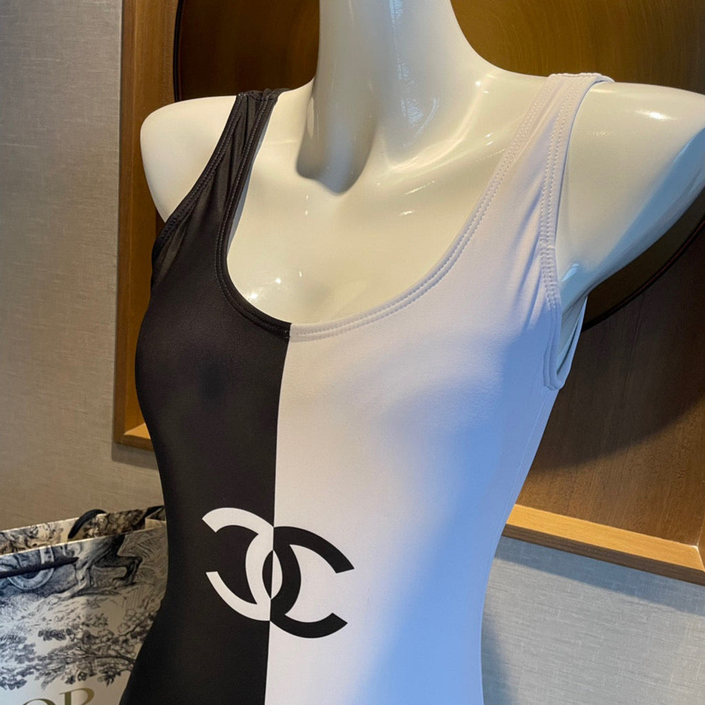 CC BIKINI SWIMSUIT SET IN BLACK AND WHITE 613718
