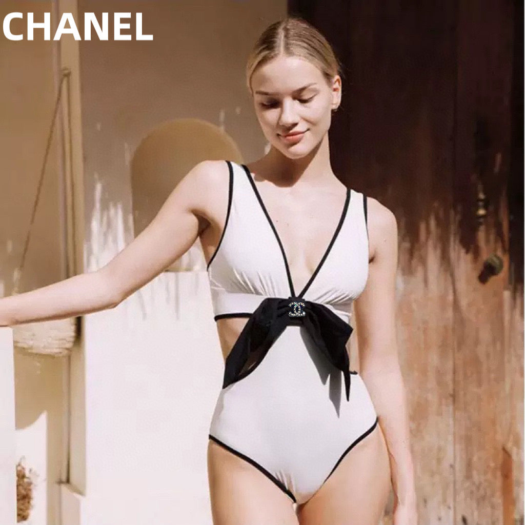 CC BIKINI SWIMSUIT SET IN WHITE AND BOW BLACK 622186