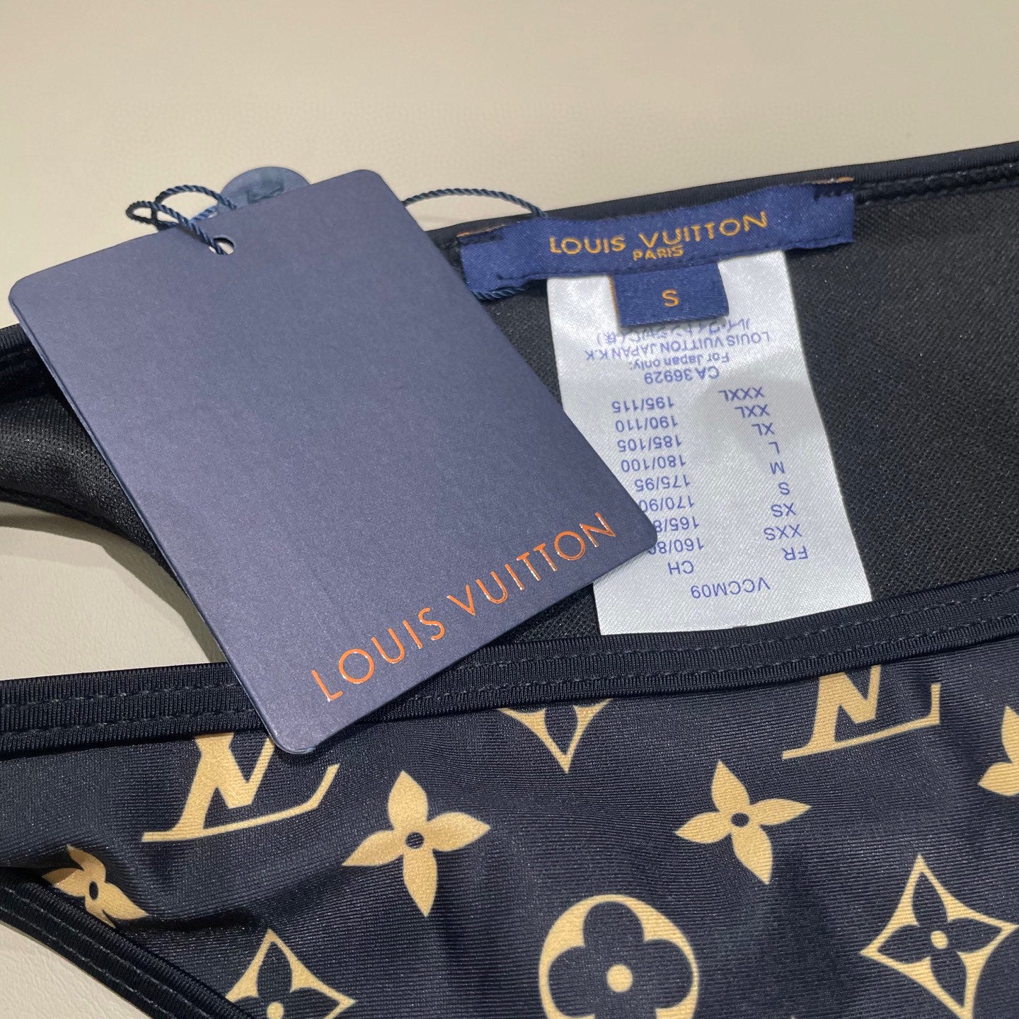LV BIKINI 25S TWO PIECE IN 742666