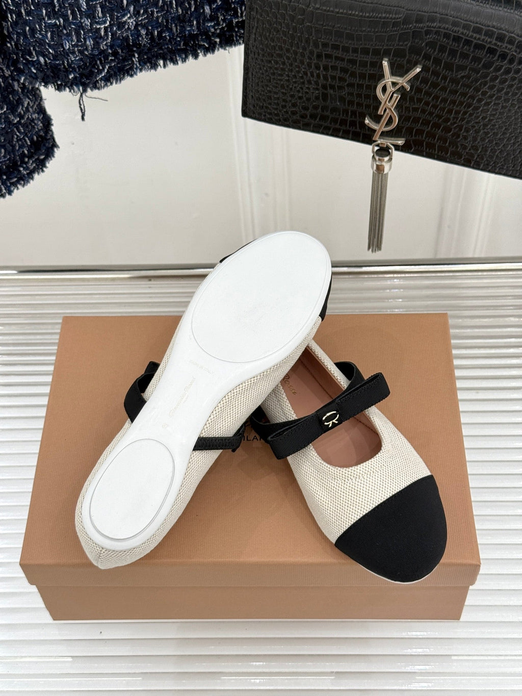 GIANVITO ROSSI 26S MARY JANE FLATS IN BLACK AND WHITE FABRIC