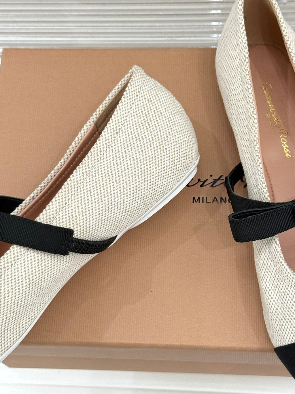 GIANVITO ROSSI 26S MARY JANE FLATS IN BLACK AND WHITE FABRIC