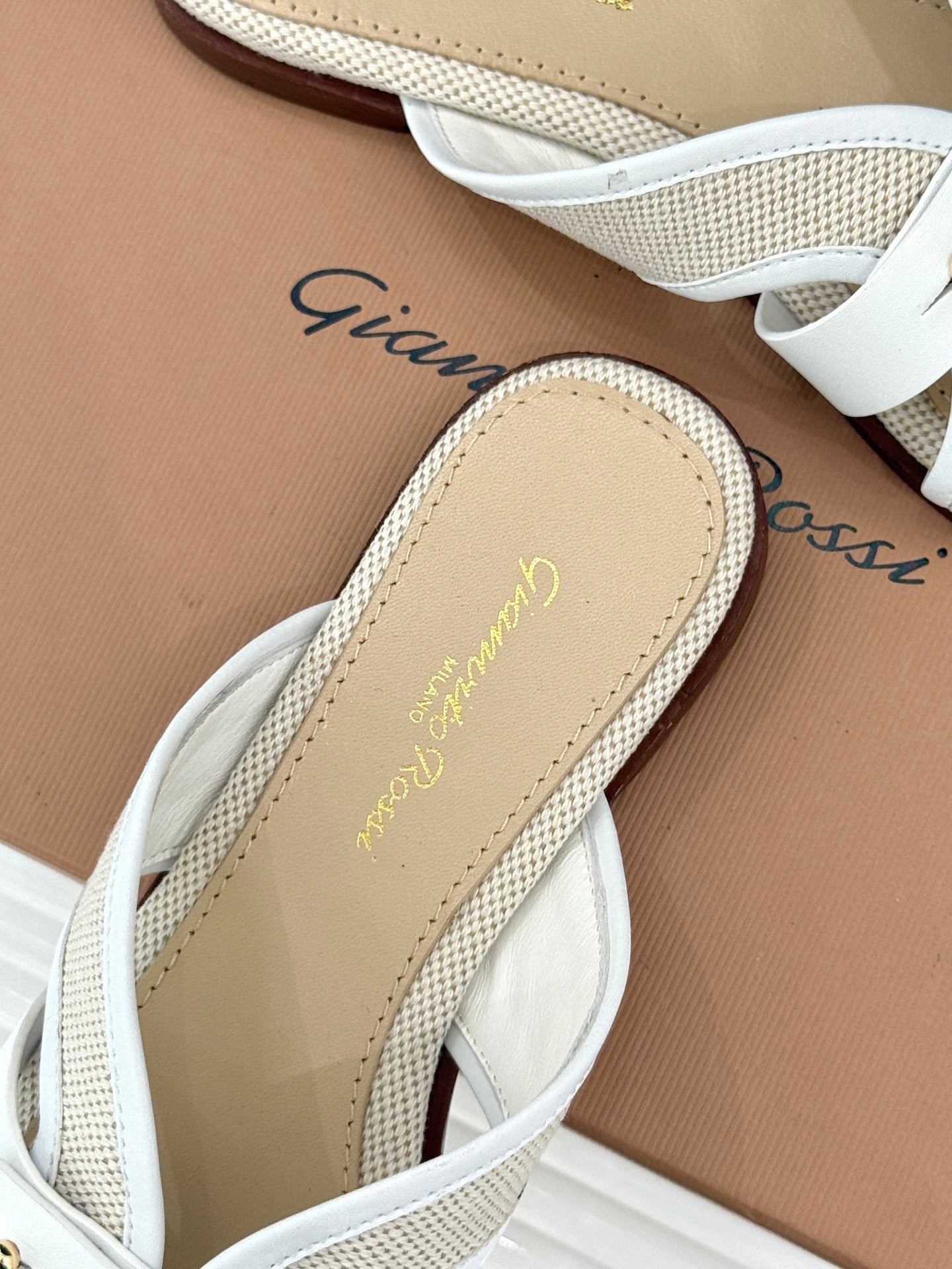 GIANVITO ROSSI 26S STUDDED FLAT SANDALS IN BEIGE CANVAS AND WHITE CALFSKIN