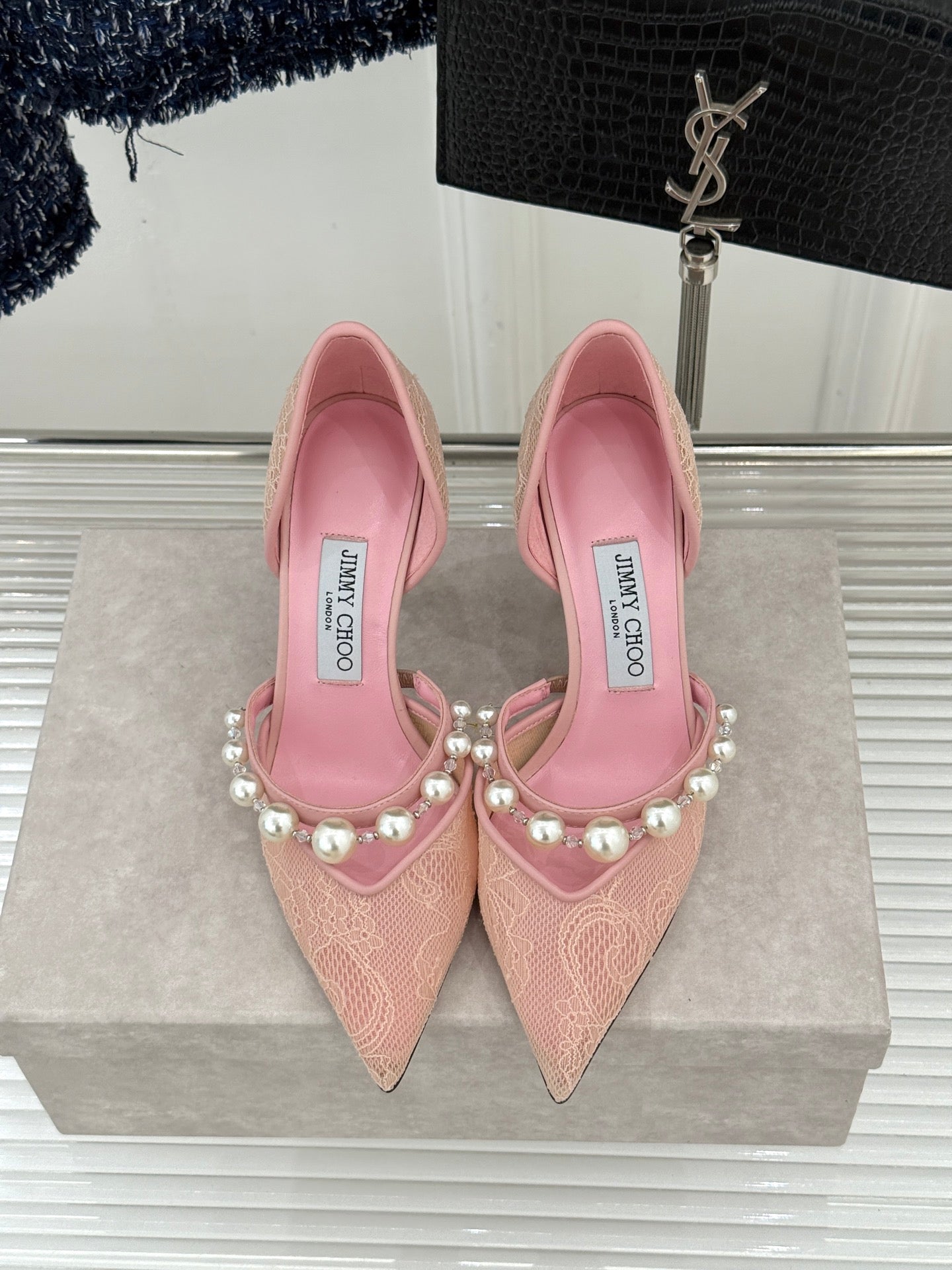 JIMMY CHOO 26S HIGH HEELS 65 MM IN LIGHT PINK LACE PEARL-EMBELLISHED