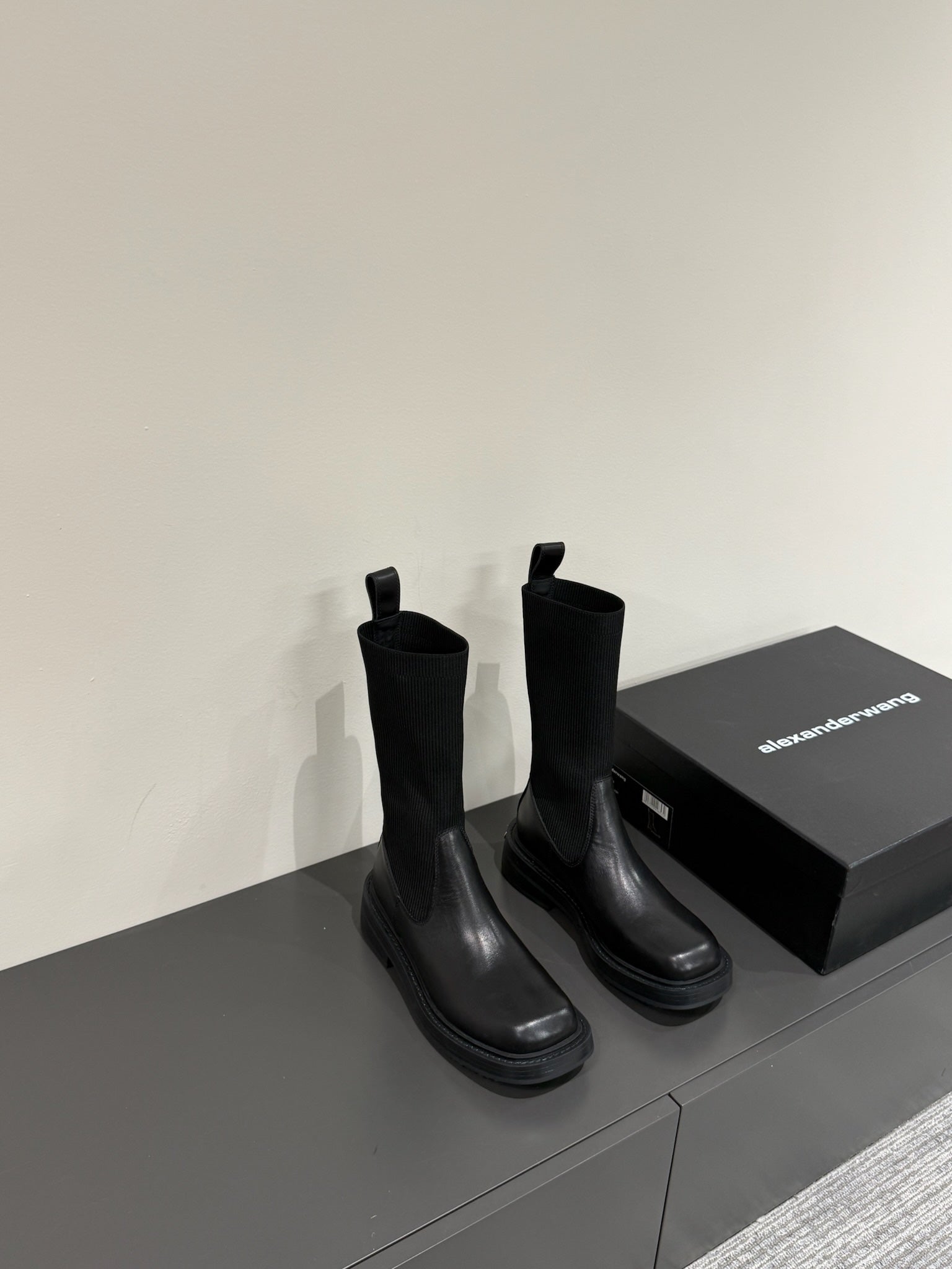 DETROIT SOCK BOOT IN BLACK CALFSKIN