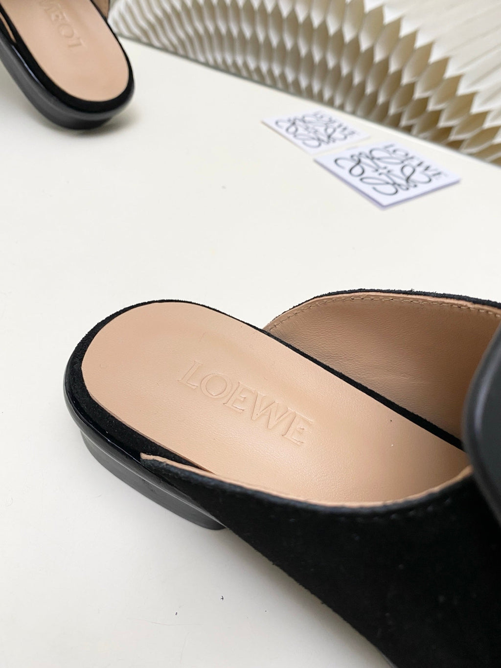 LOEWE 26S FLAT MULES IN BLACK CALFSKIN AND SUEDE