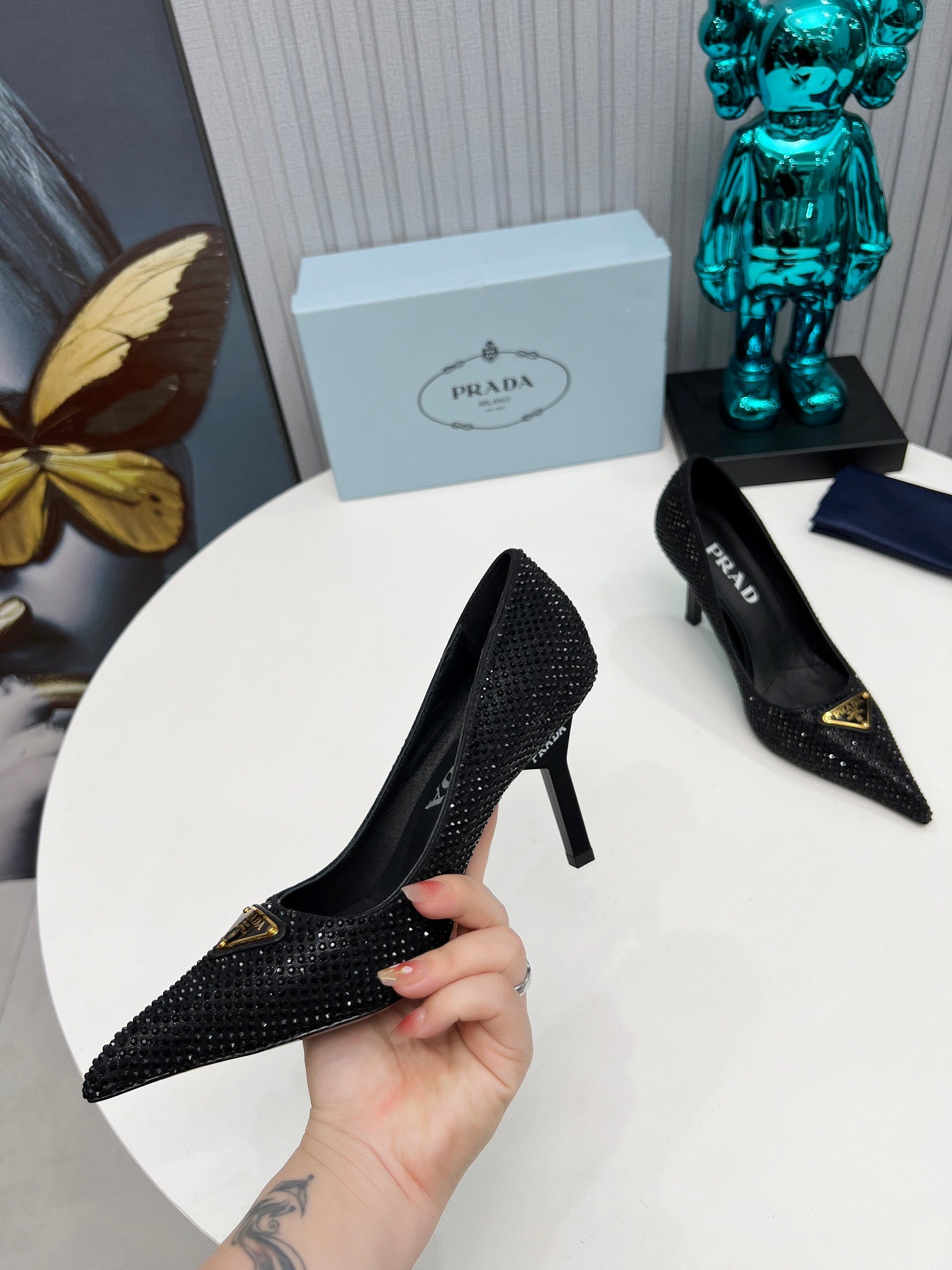 CRYSTAL HIGH-HEEL PUMPS IN BLACK SATIN WITH TRIANGLE LOGO