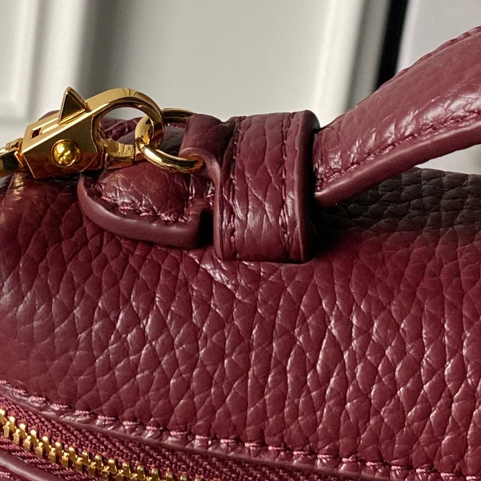 CHANEL 26S VANITY BAG 19 IN BURGUNDY RED CAVIAR CALFSKIN GOLD HARDWARE