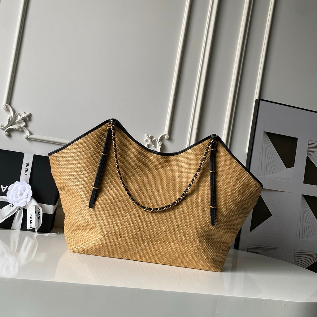 CHANEL 26S MAXI SHOPPING BAG 59 IN BEIGE RAFFIA GOLD HARDWARE