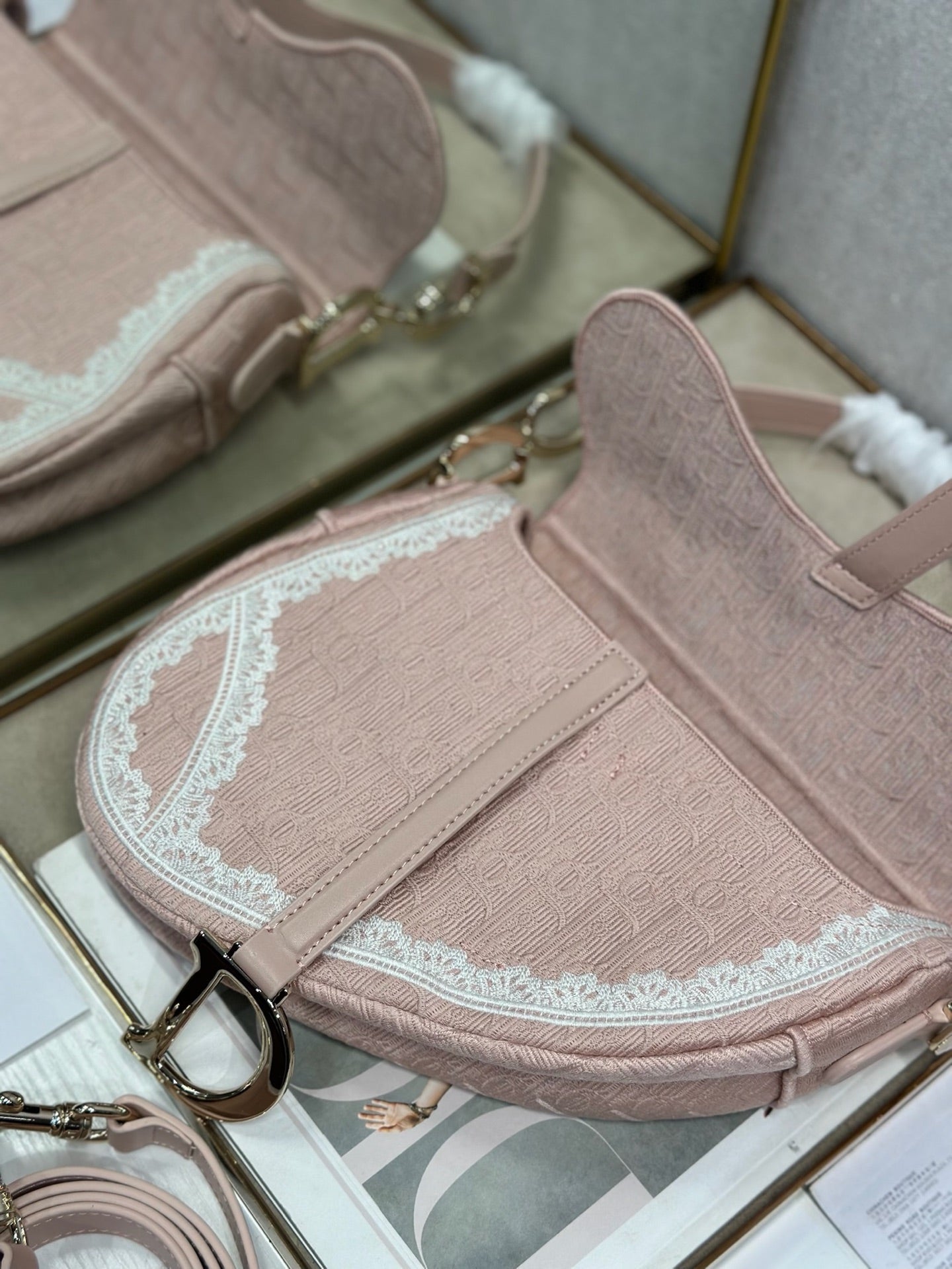 DIOR 26S SADDLE BAG 25 IN LIGHT PINK JACQUARD