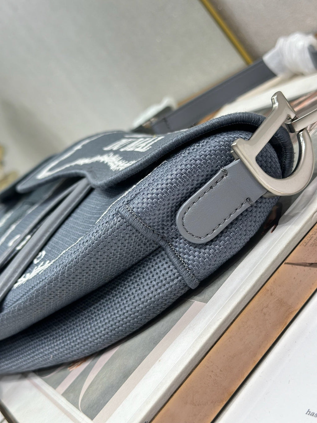 DIOR 26S SADDLE BAG 25 IN DARK BLUE AND WHITE EMBROIDERED JACQUARD