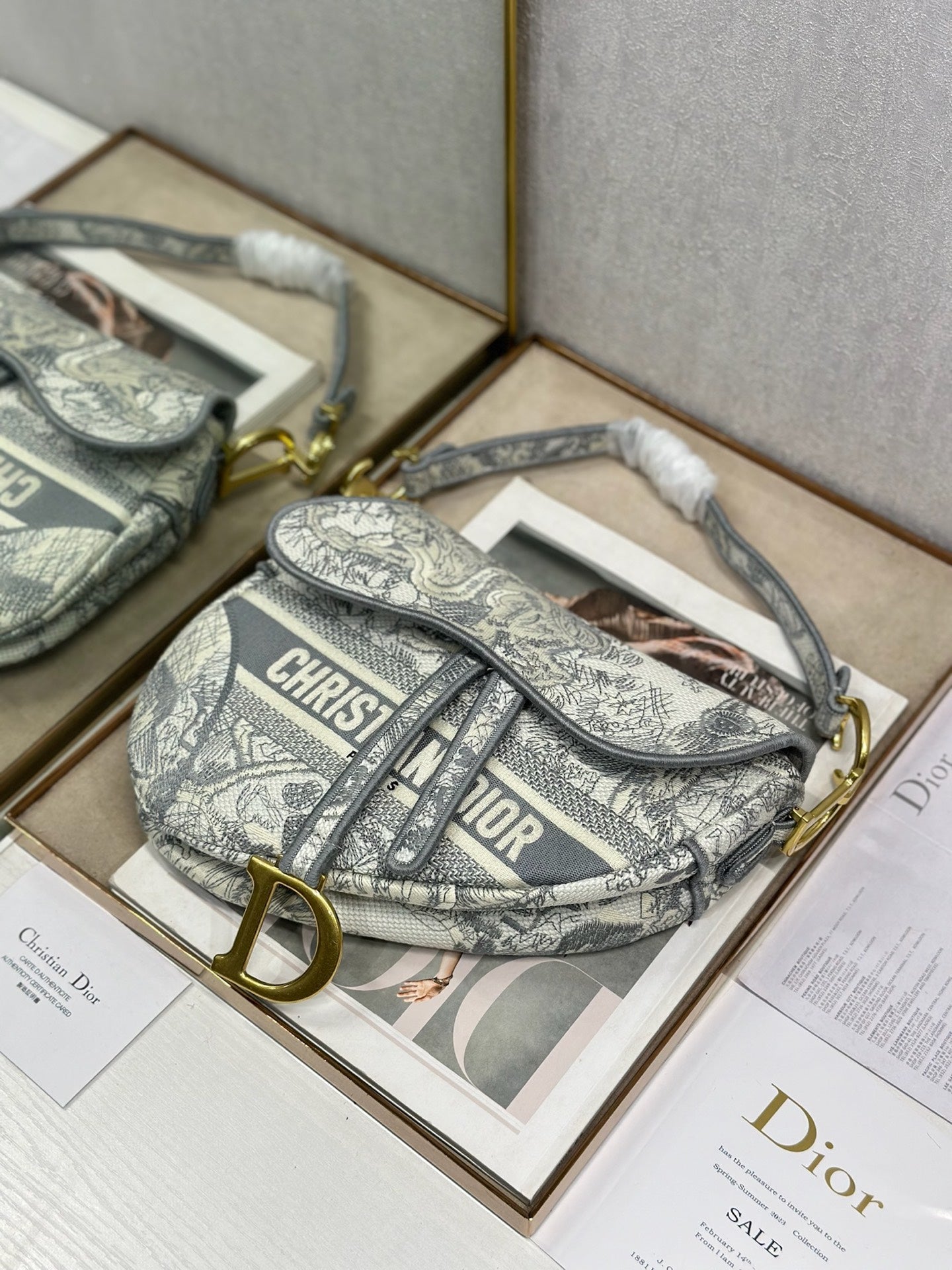 DIOR 26S SADDLE BAG 25 IN GREY AND WHITE JACQUARD