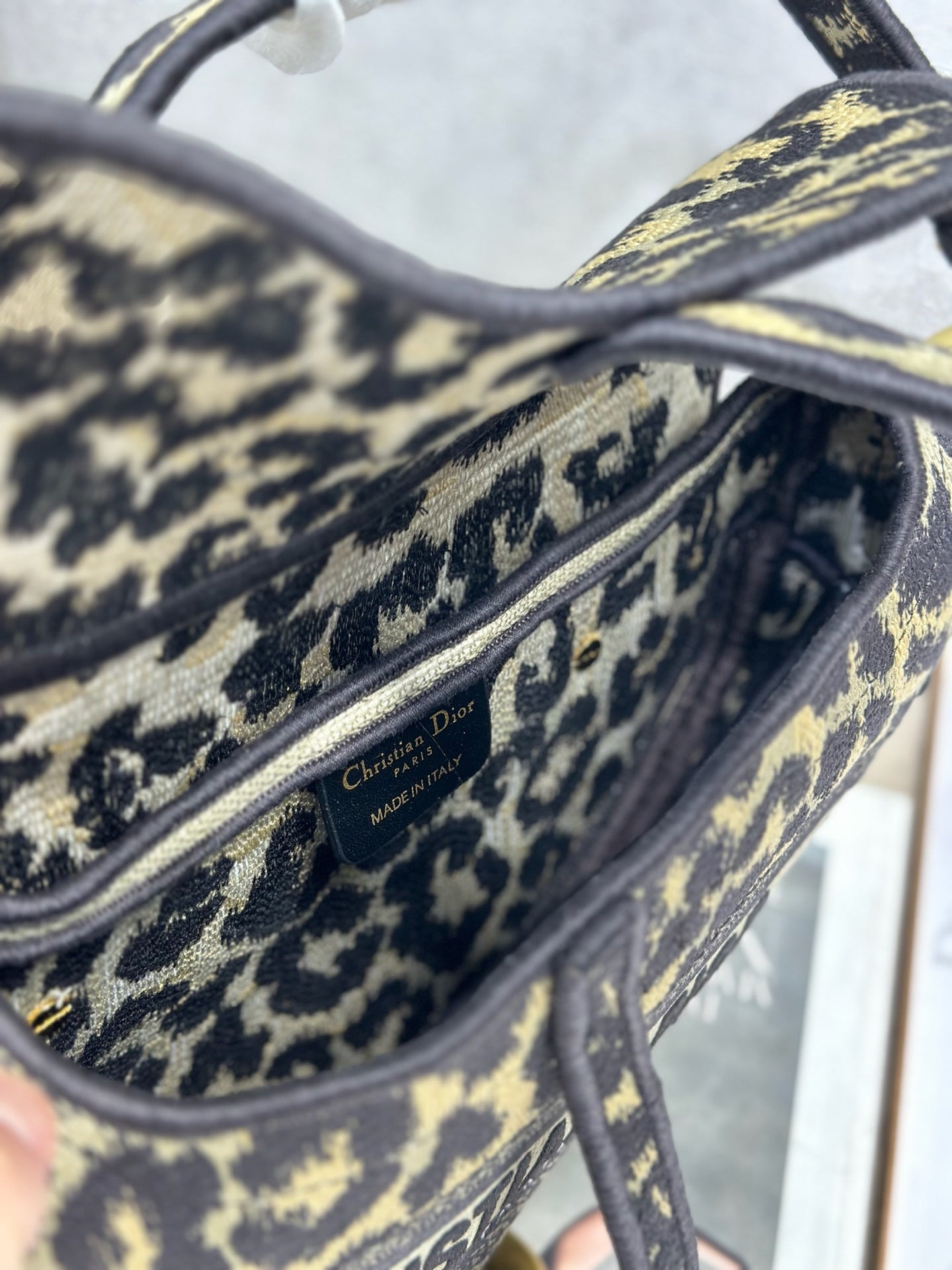 DIOR 26S SADDLE BAG 25 IN BEIGE EOPARD-PRINT JACQUARD