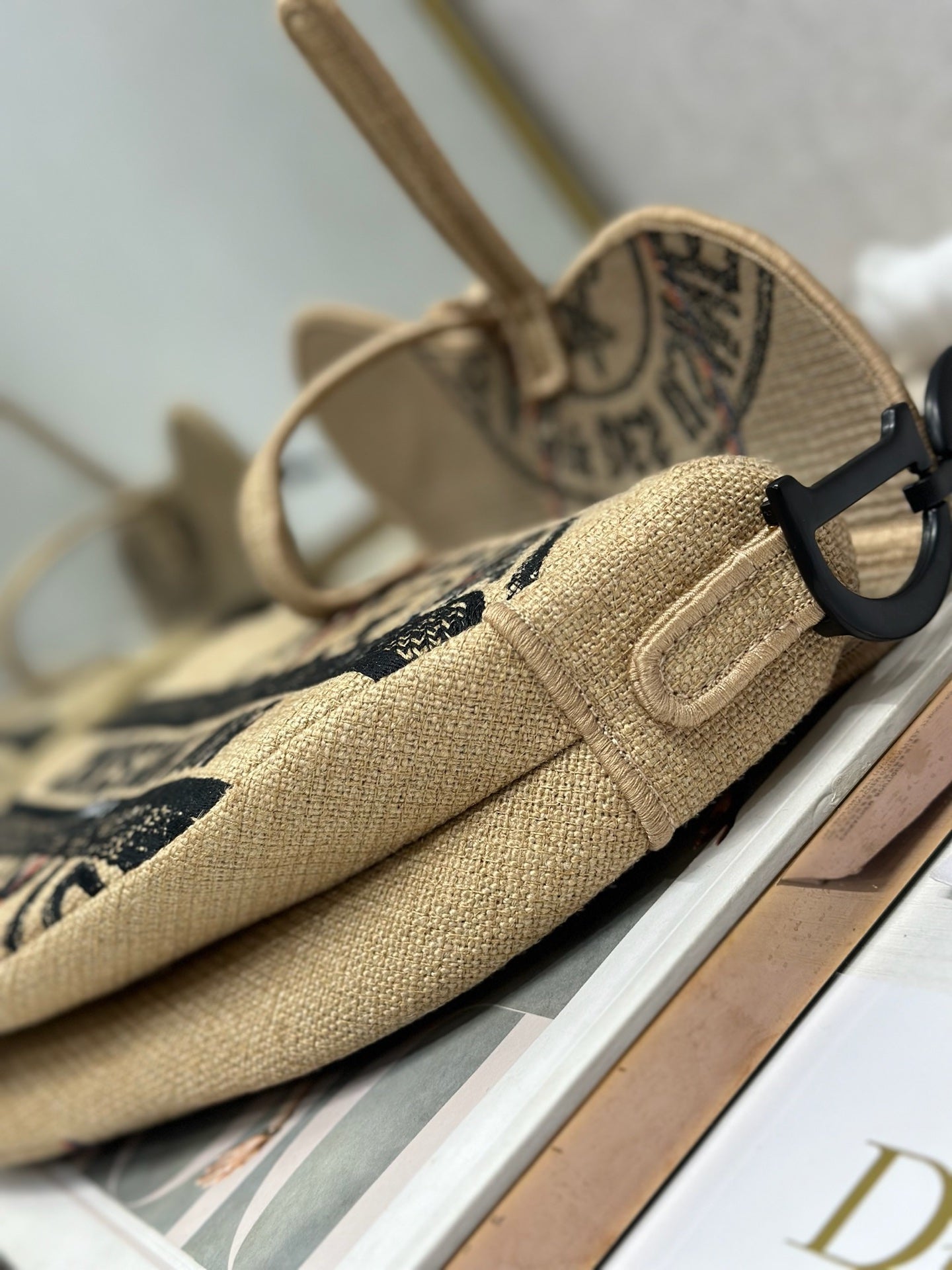 DIOR 26S SADDLE BAG 25 IN BEIGE EMBROIDERED FABRIC