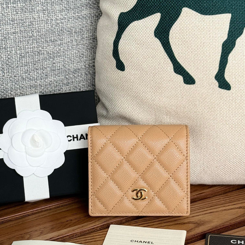 SMALL FLAP WALLET 12 IN LIGHT BROWN GRAINED CALFSKIN GOLD-TONE HARDWARE