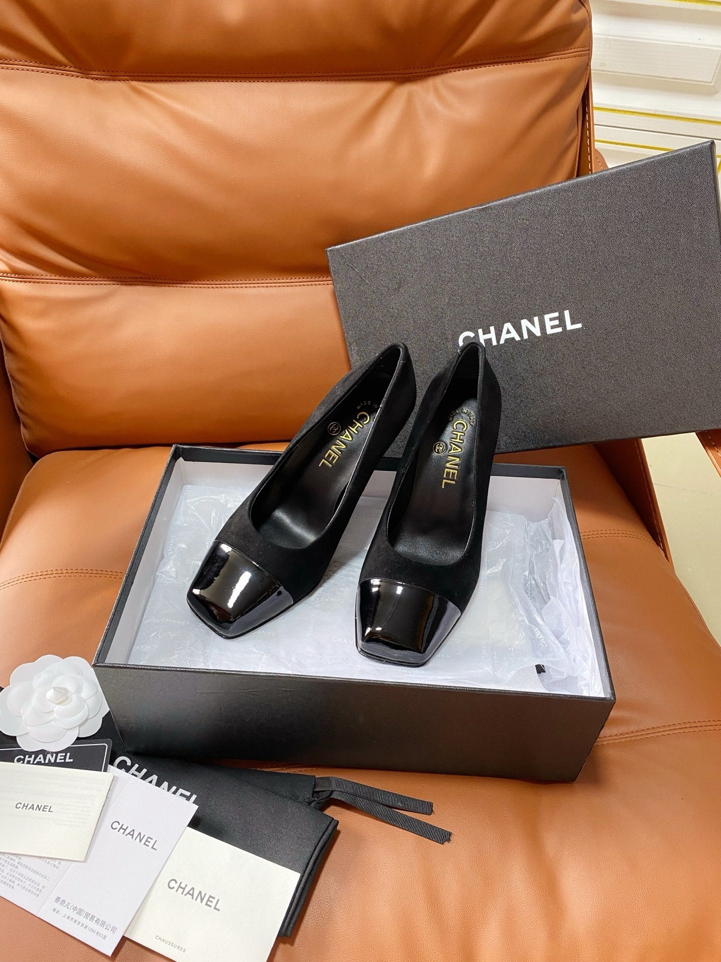 CHANEL 26S HIGH-HEEL 90 MM IN BLACK SUEDE AND LAMBSKIN