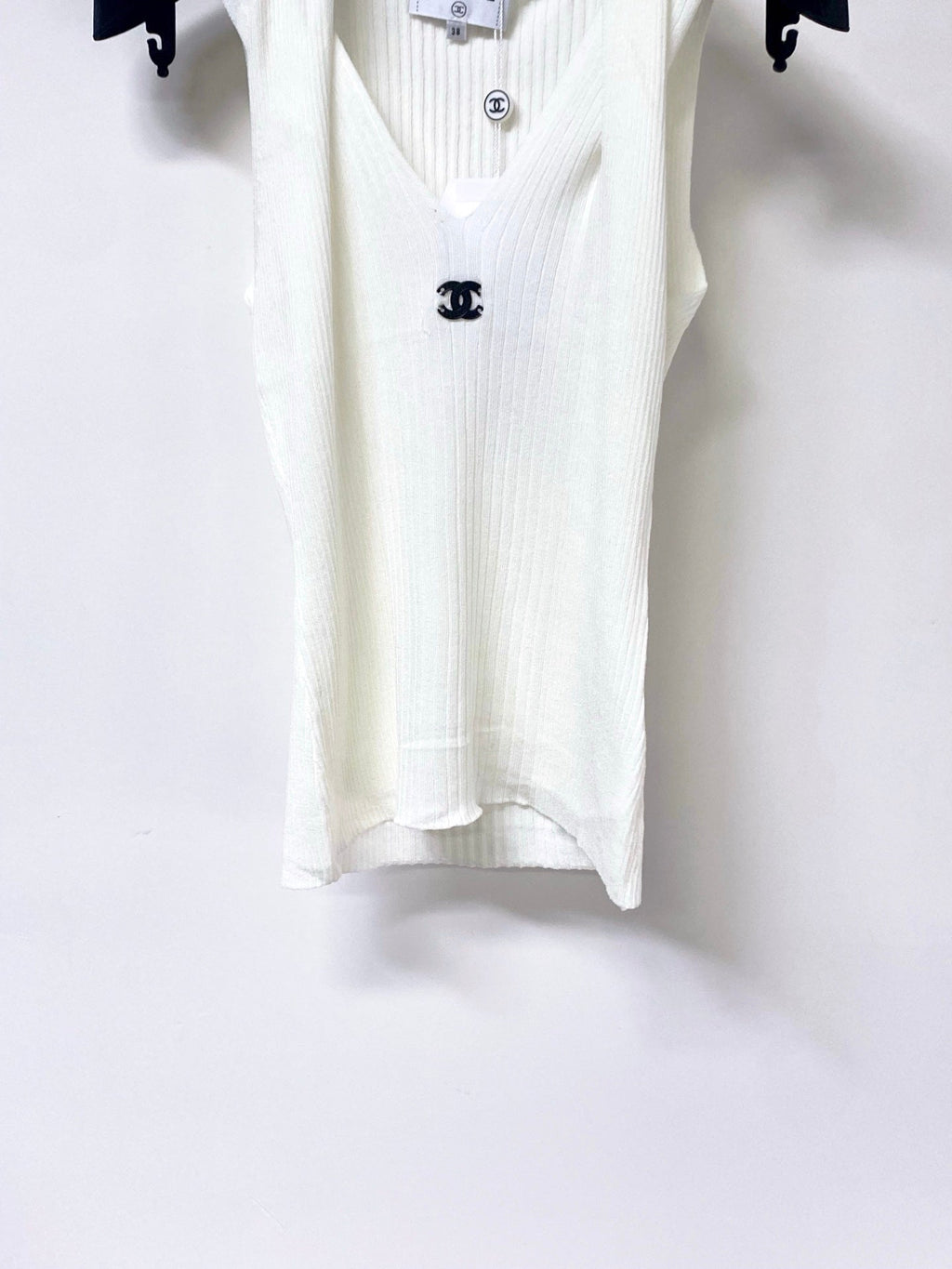 CHANEL 26S KNITTED SLEEVELESS TOP STYLE 1168