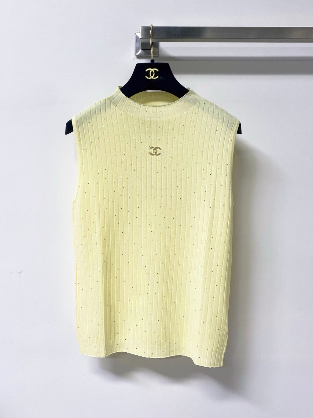 CHANEL 26S SLEEVELESS TOP STYLE 1135