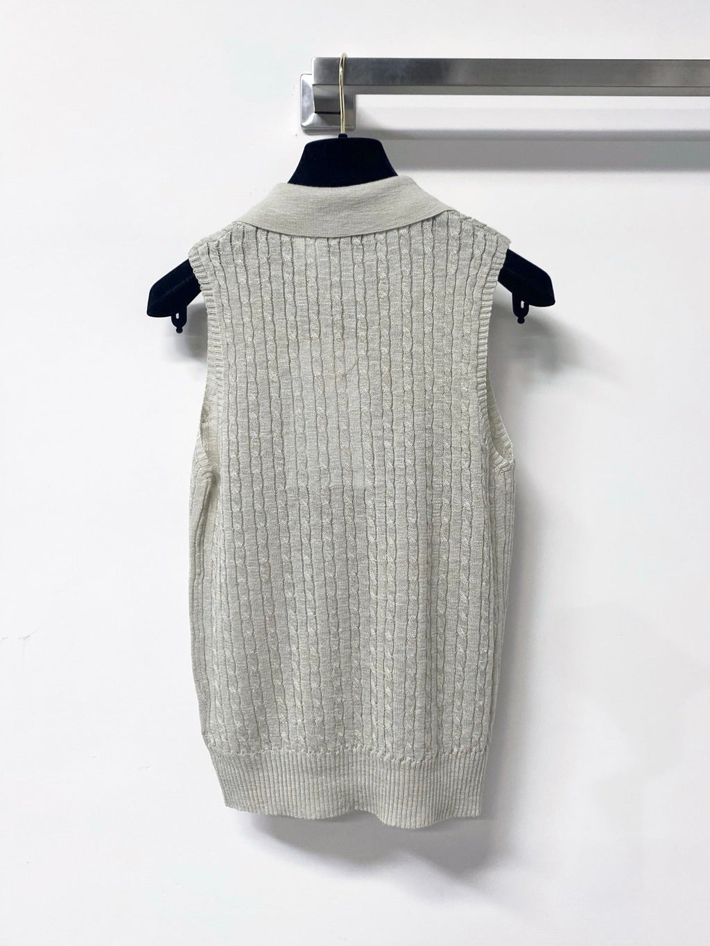 CHANEL 26S SLEEVELESS POLO KNIT TOP STYLE 1137