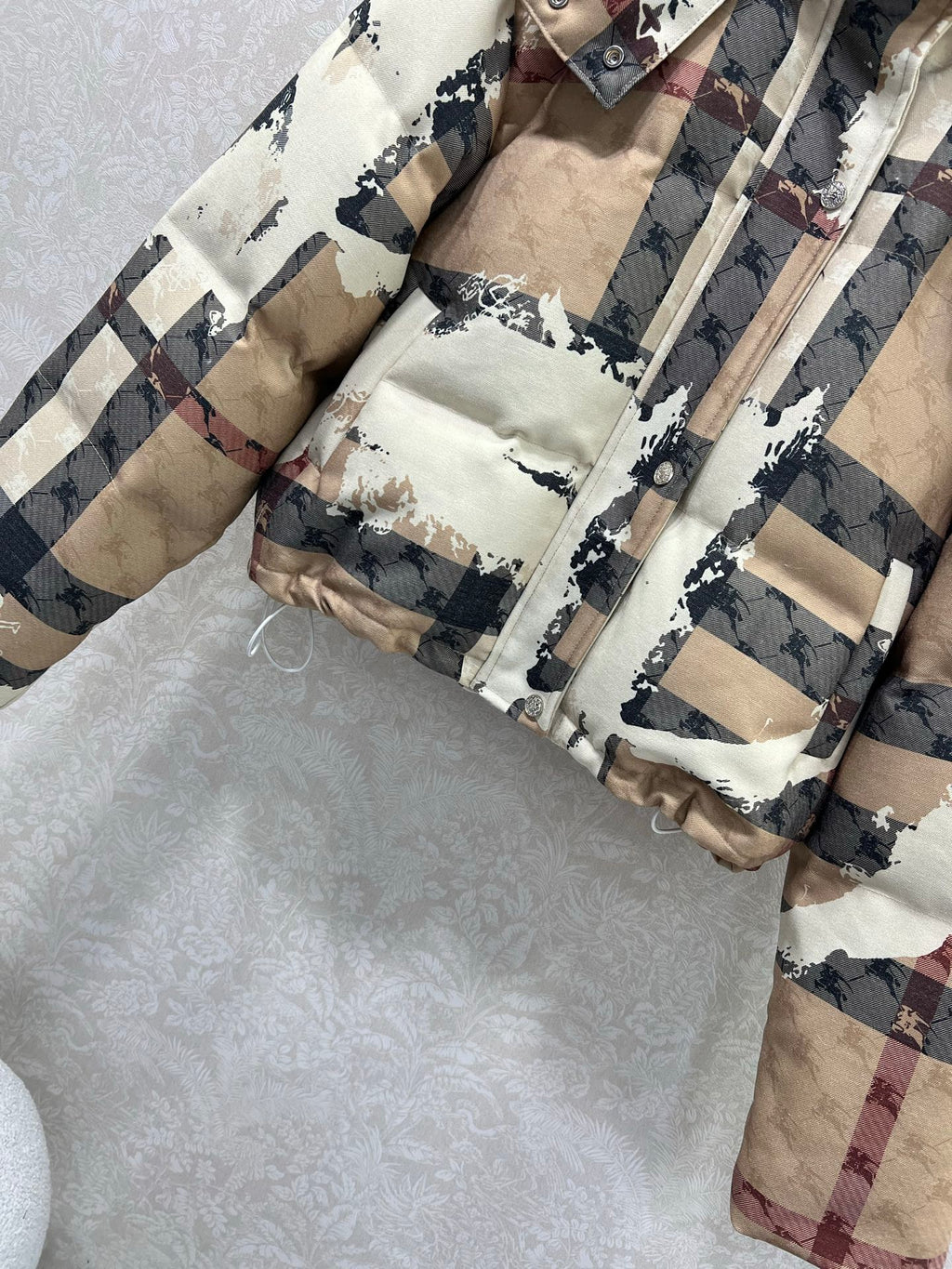 BURBERRY 25S DOWN JACKET 0009