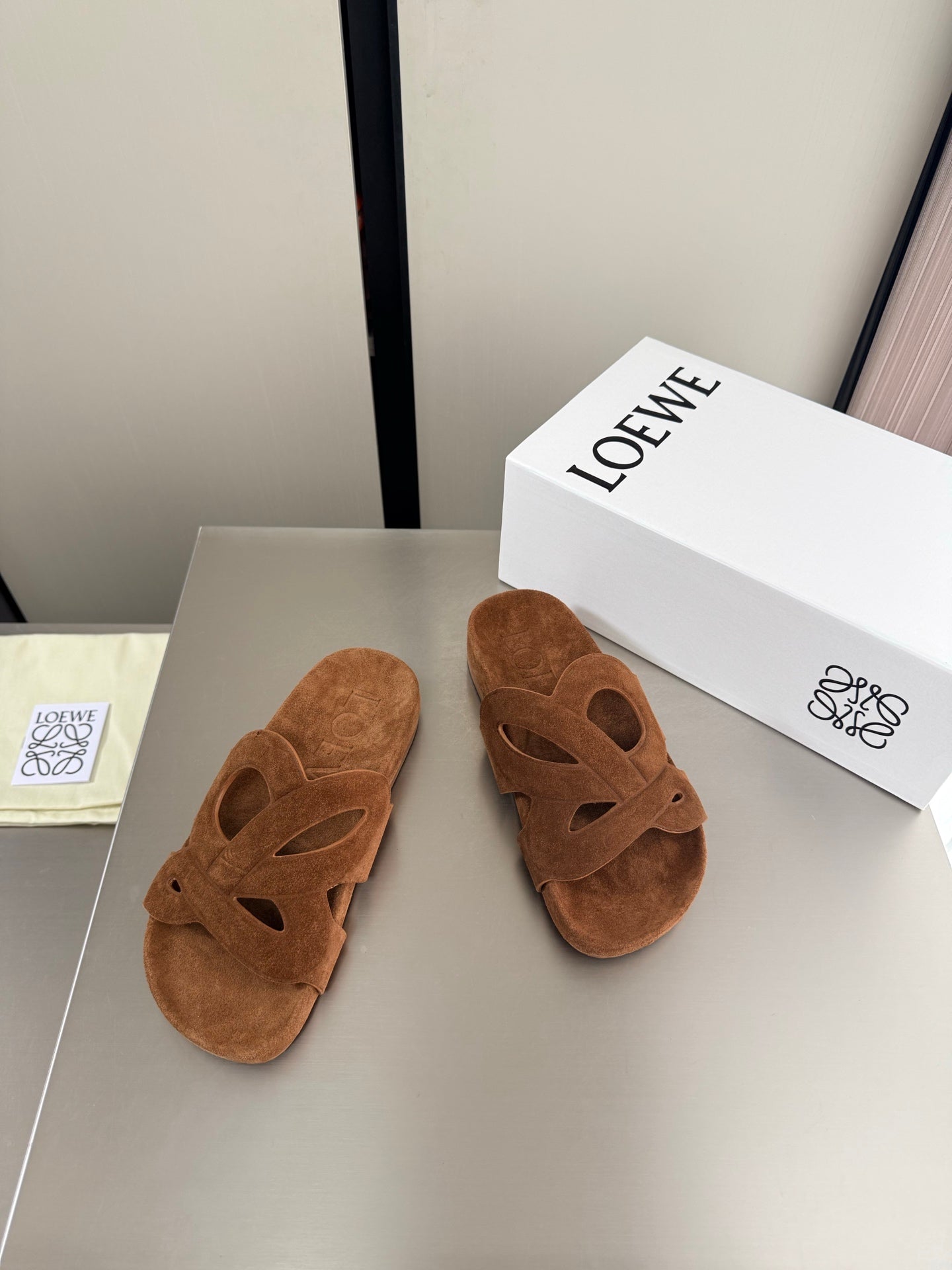 LOEWE 26S SLIDE SANDALS 30MM IN CARAMEL BROWN SUEDE