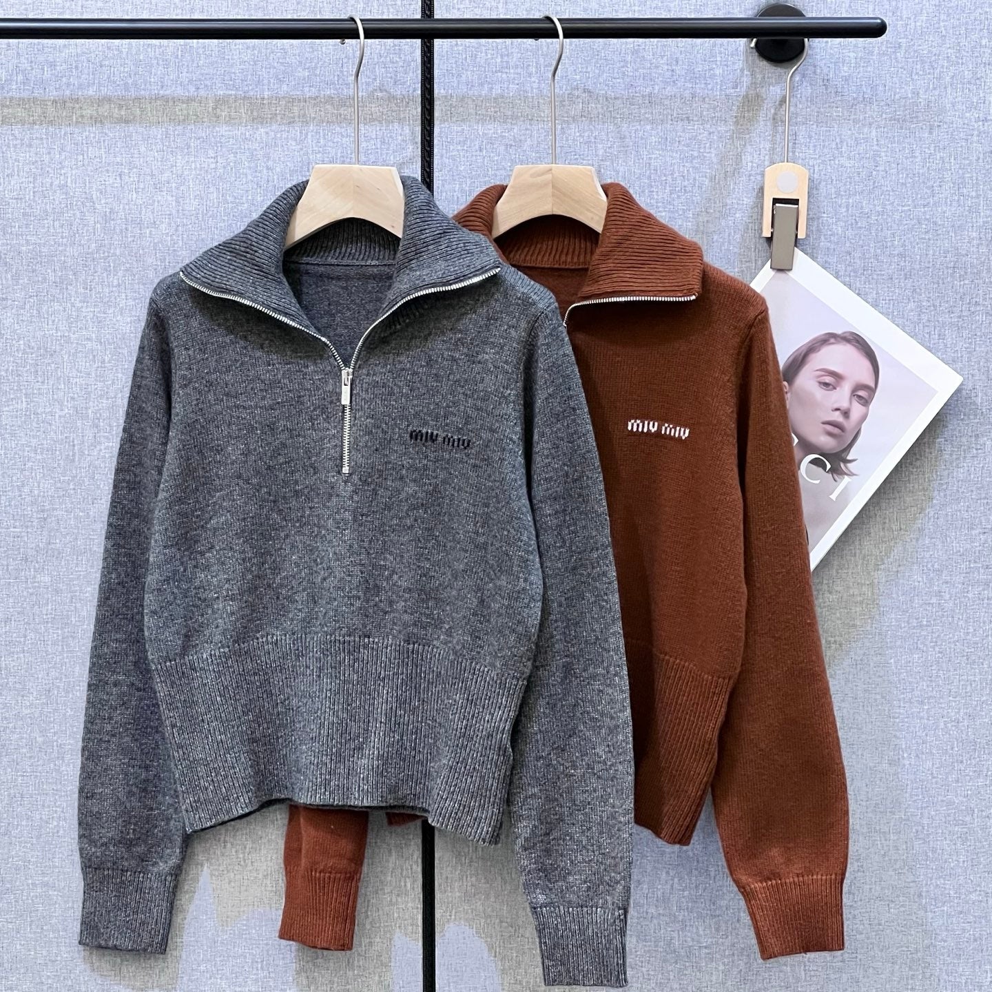 MIUMIU PULLOVER SWEATER STYLE 334