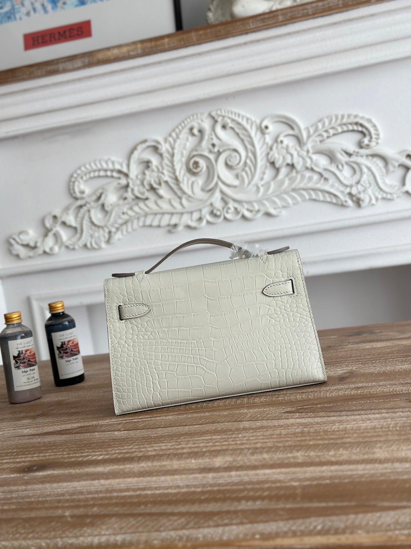 HM 25S KELLY MINI 22 CM IN CREAM WHITE LAMBSKIN WITH CROCODILE EMBOSSING AND SILVER HARDWARE