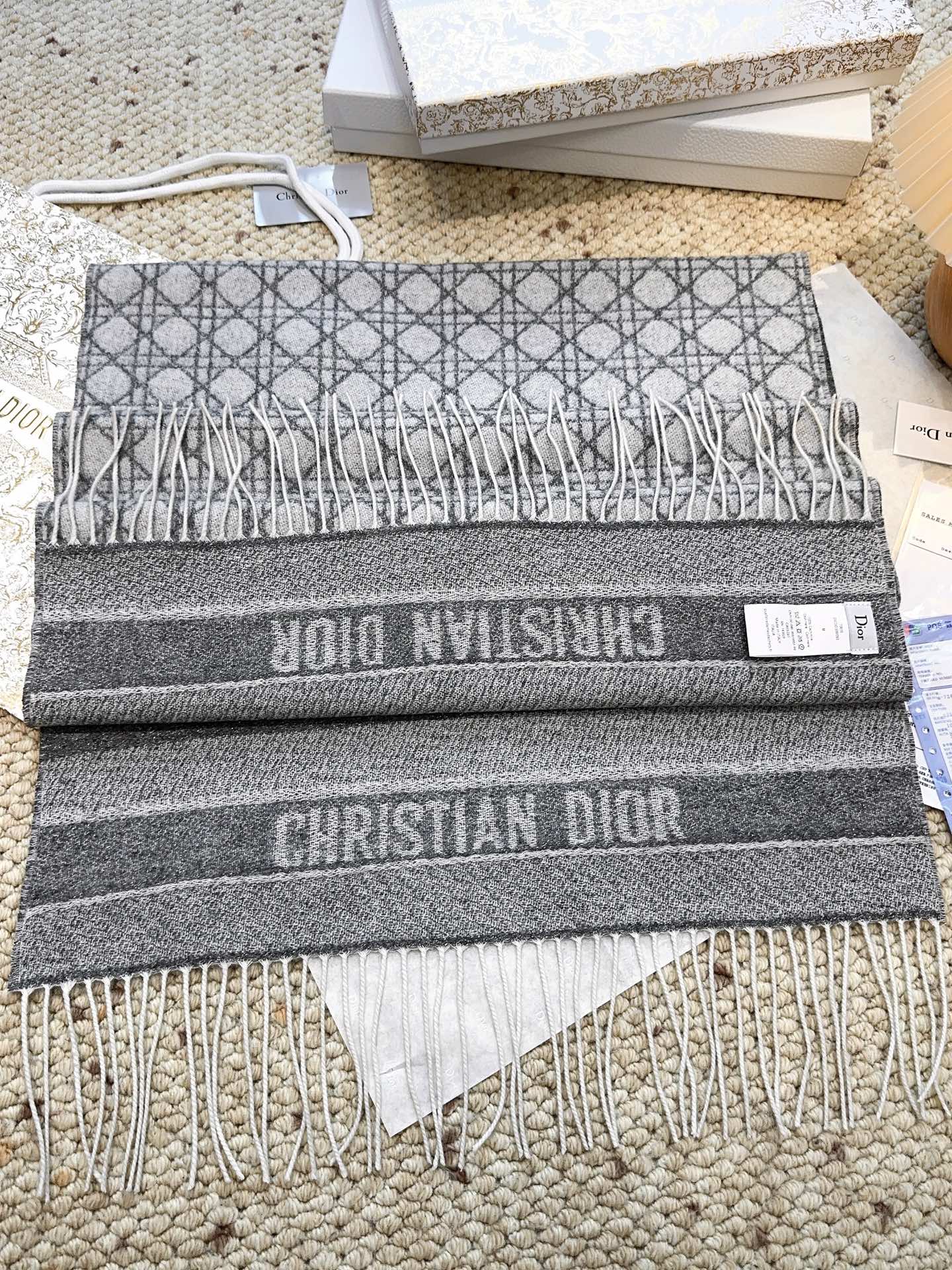 DIOR 26S SCARF 202CM IN CASHMERE 136514