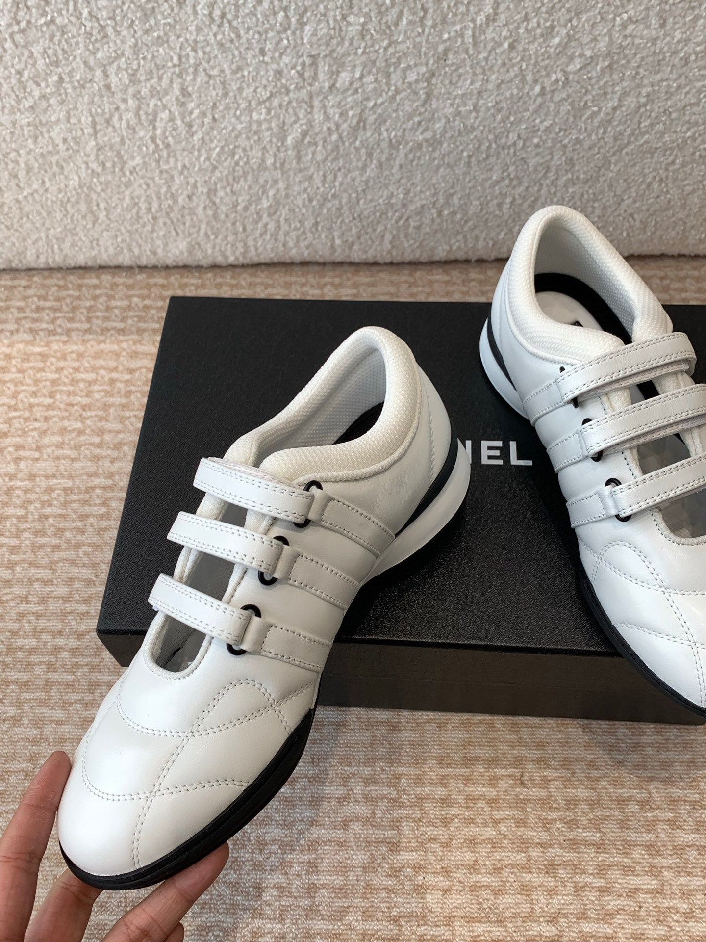 MARY JANE SNEAKERS IN WHITE LAMBSKIN