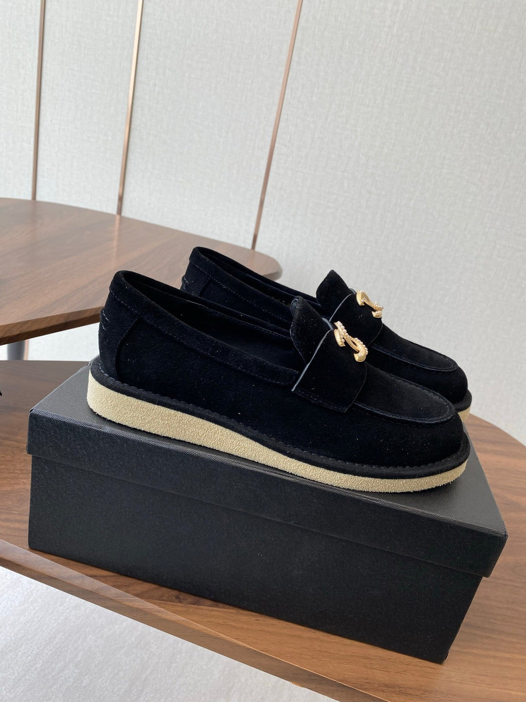 CC LOAFERS IN BLACK SUEDE GOLD HARDWARE