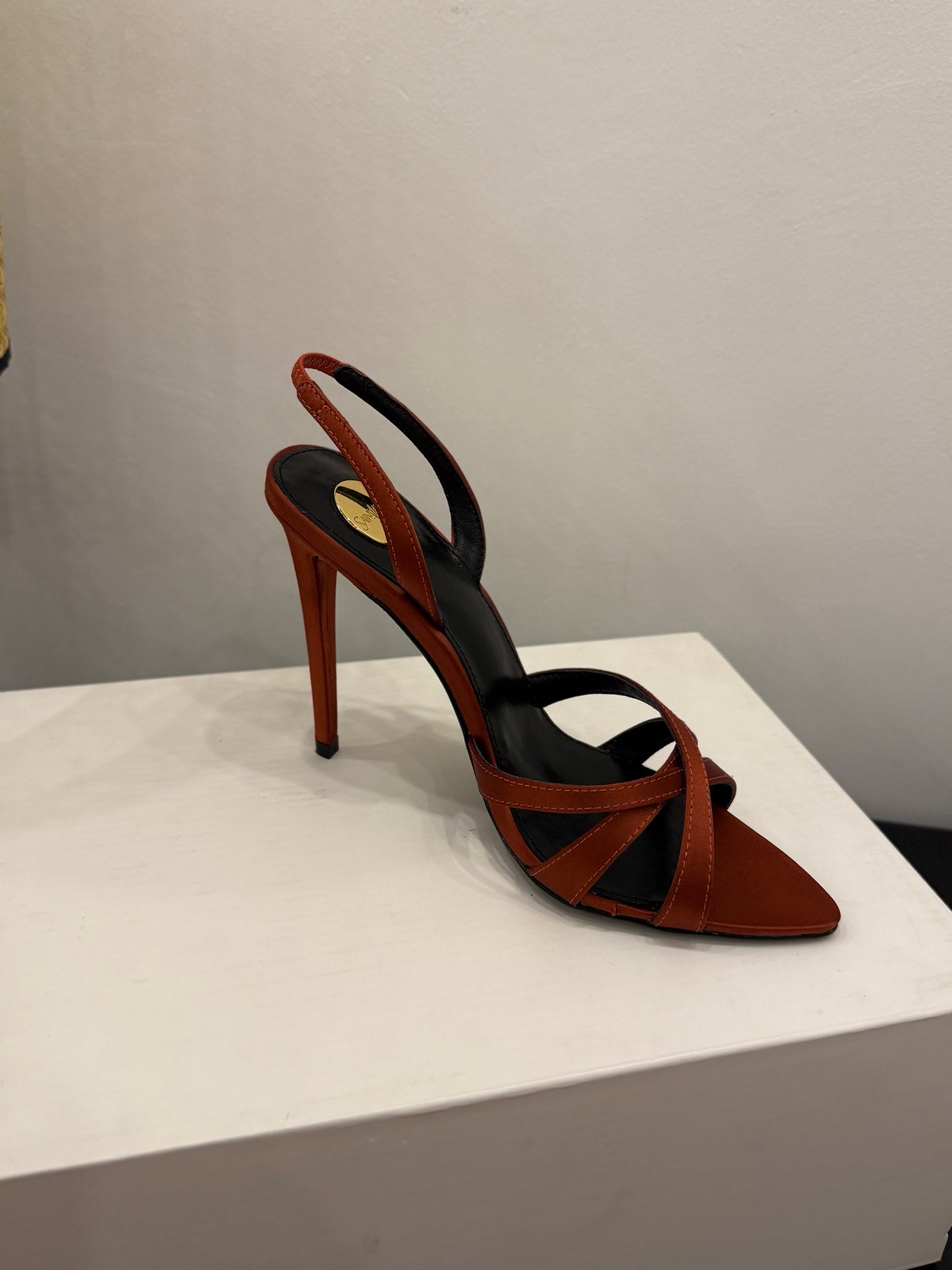 YSL 26S HIGH-HEELED SANDALS 105 MM IN ORANGE SATIN