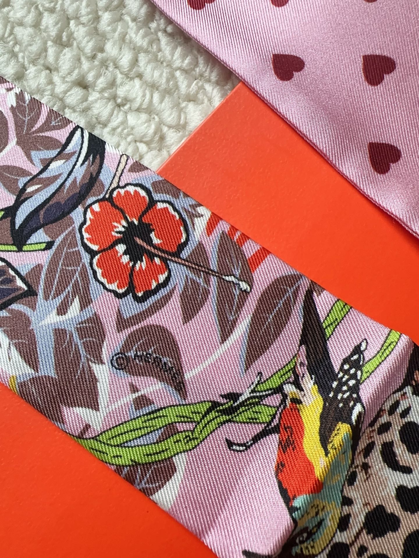 HERMES 26S SCARF 86 IN SILK 309638