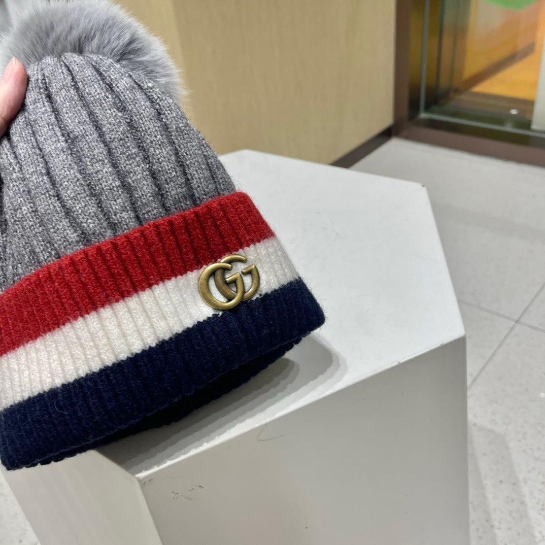 BEANIE HAT IN COLORFUL WOOL 434722