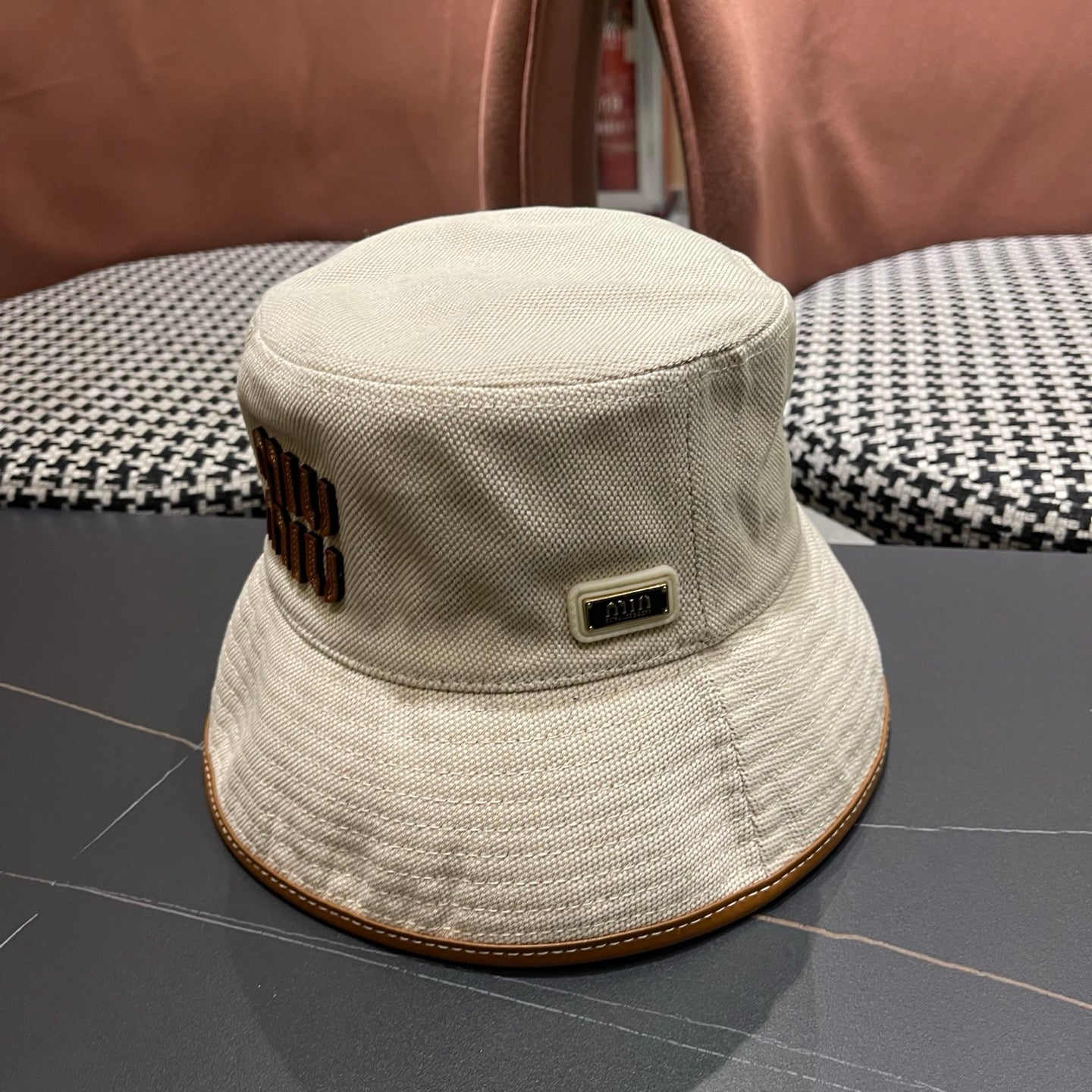 MIUMIU 26S BUCKET HAT 346977